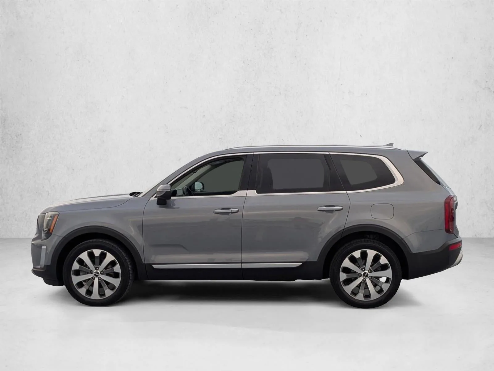 2022 Kia Telluride S photo 9