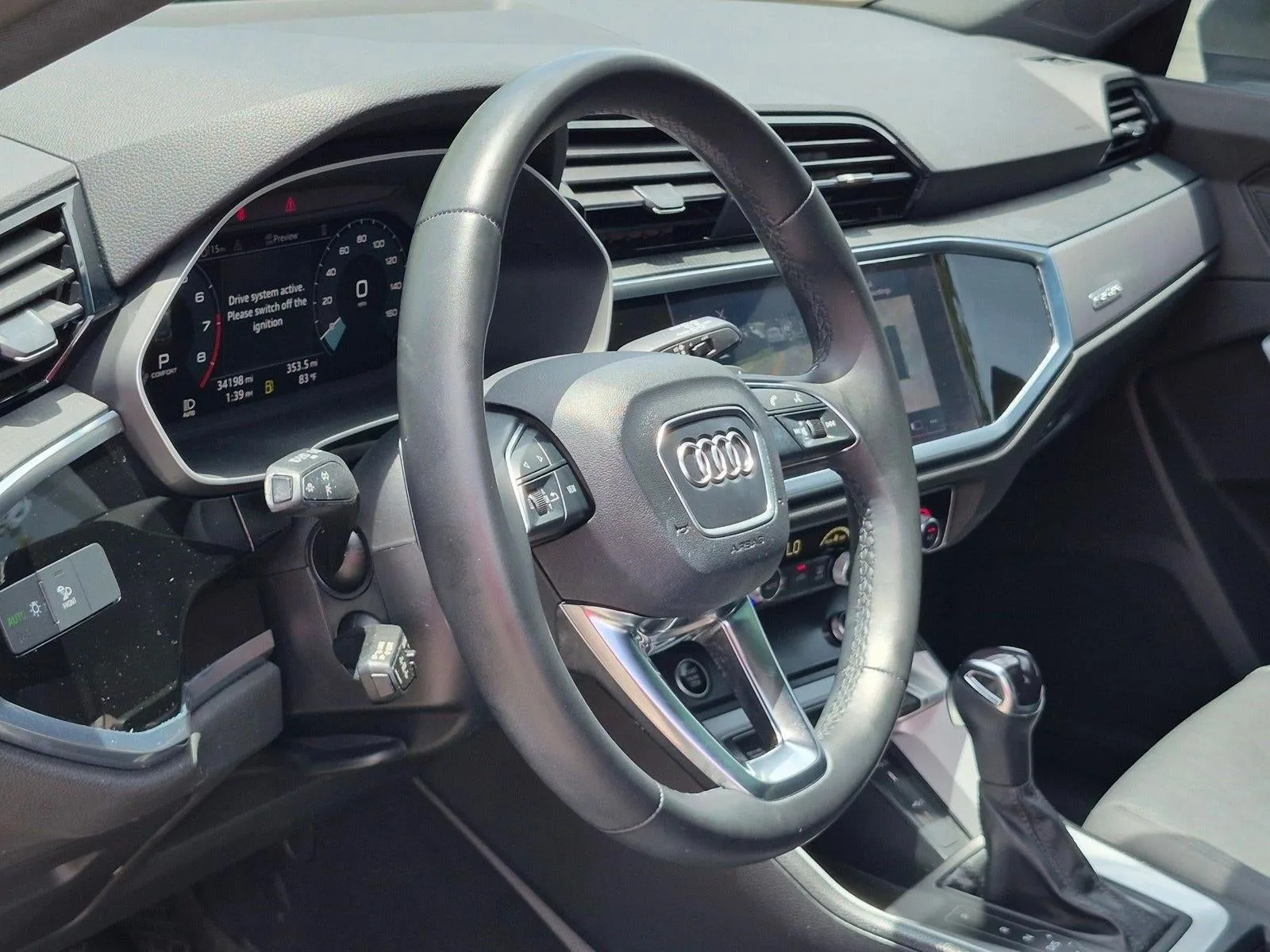 2022 Audi Q3 S line Premium Plus 45 TFSI quattro photo 9