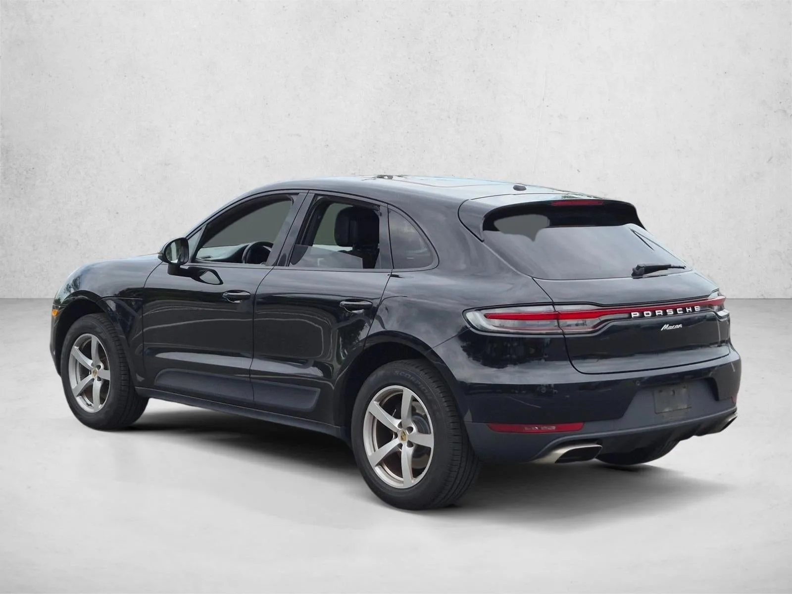2020 Porsche Macan AWD photo 7