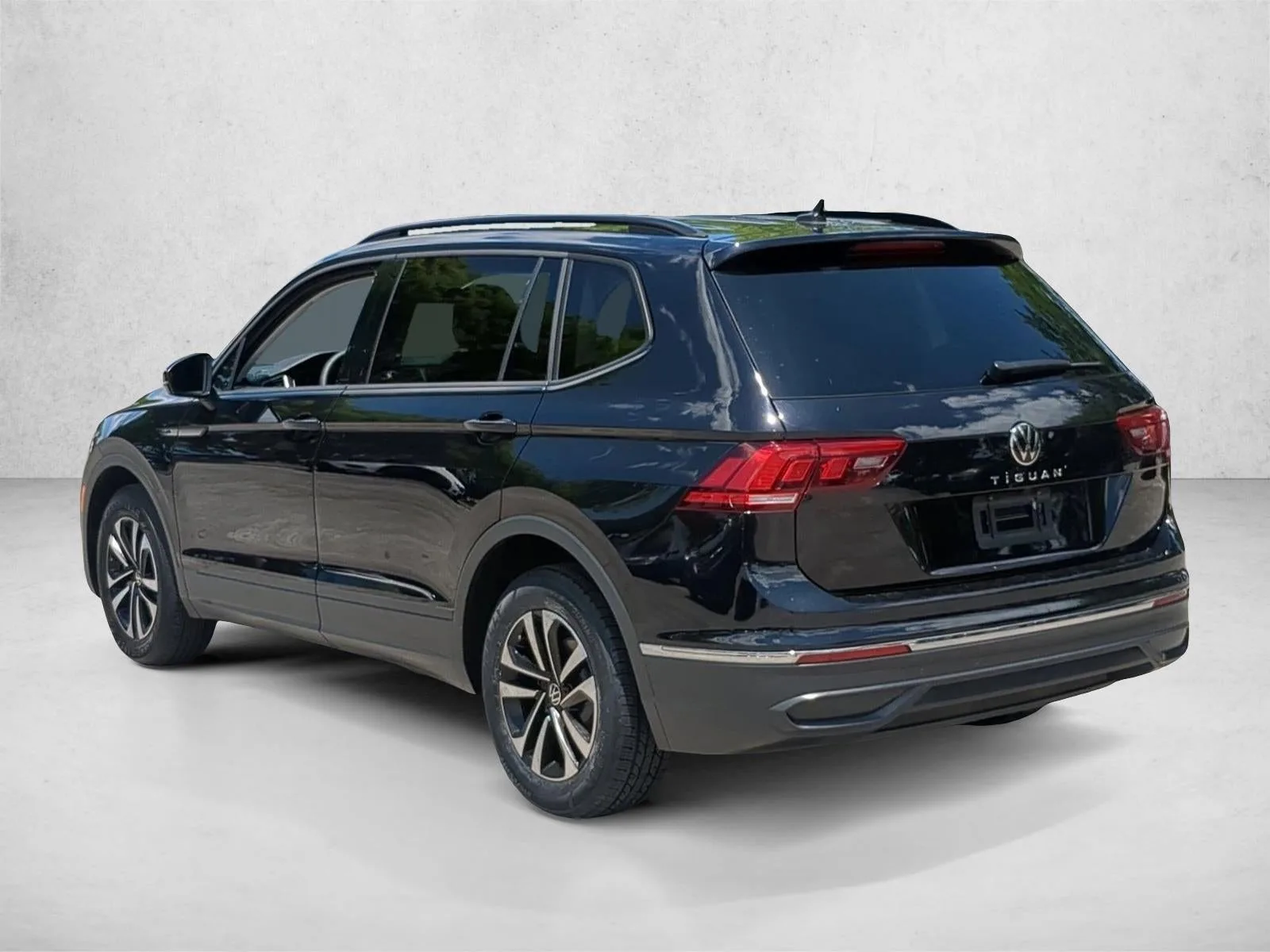 2024 Volkswagen Tiguan 2.0T S photo 8