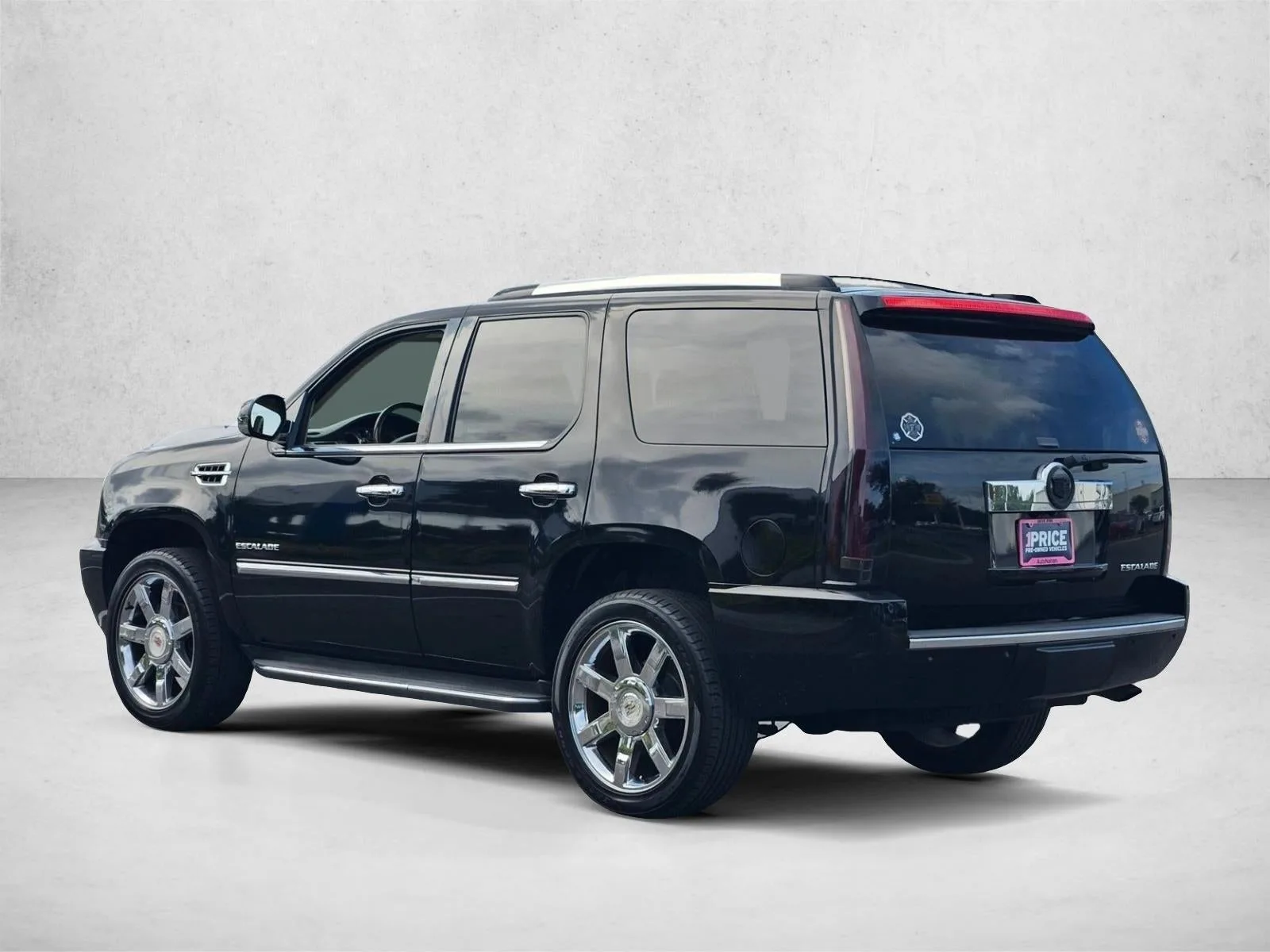 2011 Cadillac Escalade RWD Luxury photo 8
