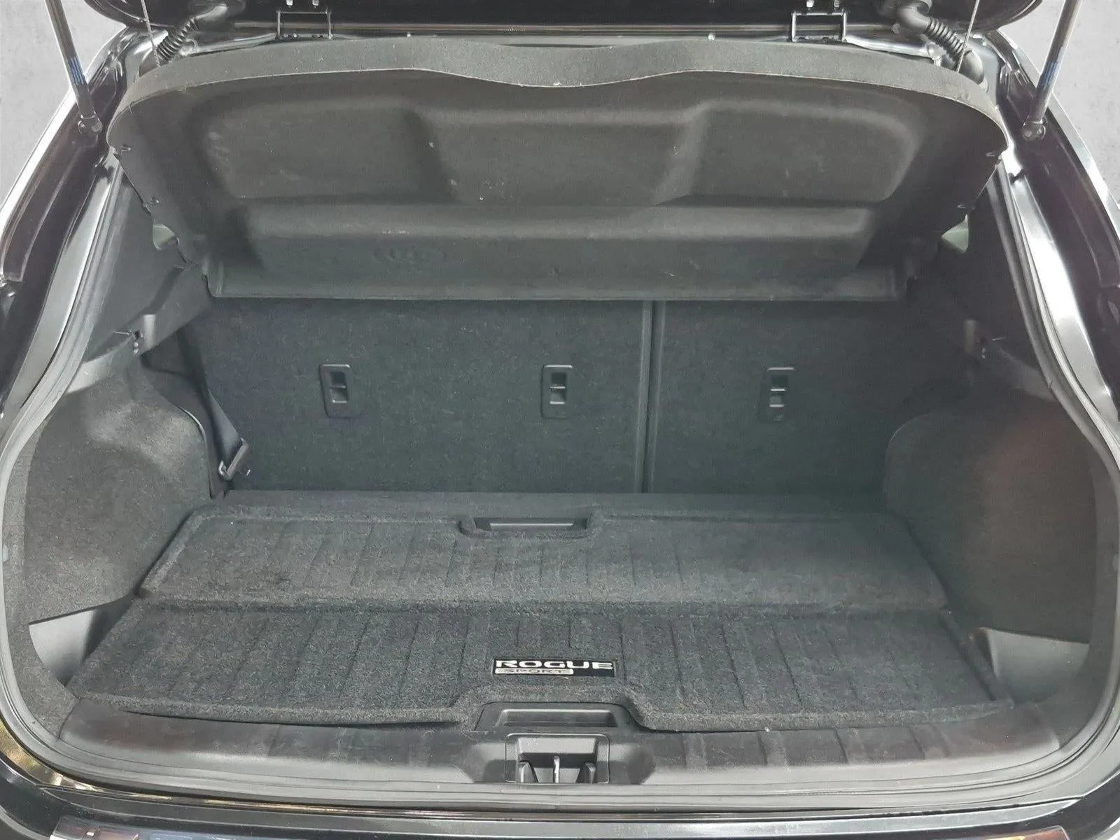 2020 Nissan Rogue Sport SV FWD Xtronic CVT photo 6