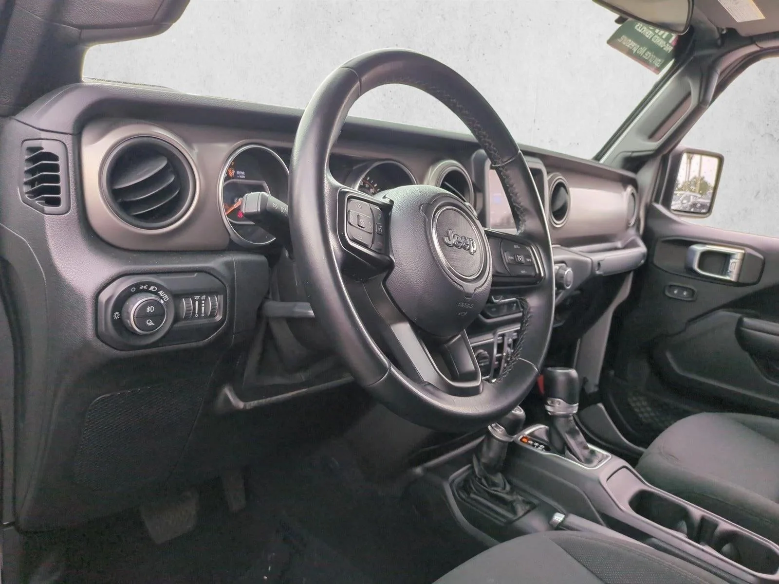 2021 Jeep Gladiator Sport S 4x4 photo 10
