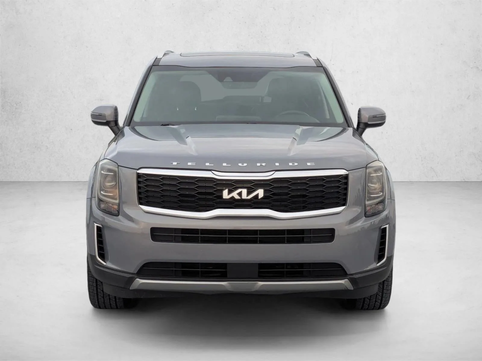 2022 Kia Telluride S photo 2