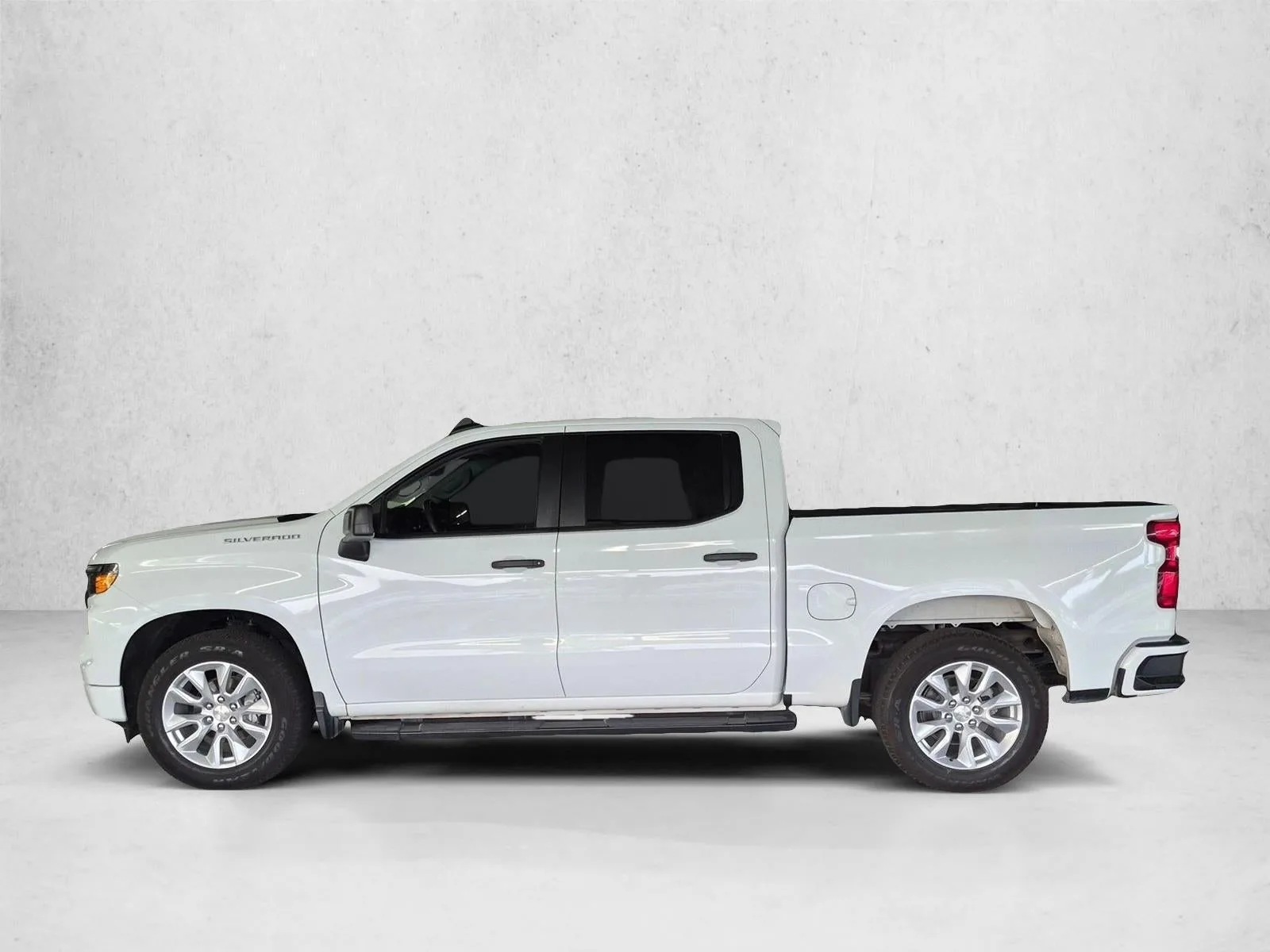 2023 Chevrolet Silverado 1500 Custom photo 6