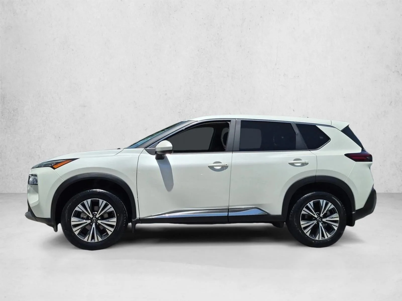 2023 Nissan Rogue FWD SV photo 9