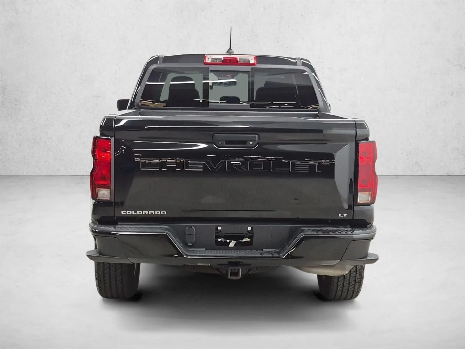 2024 Chevrolet Colorado LT photo 7