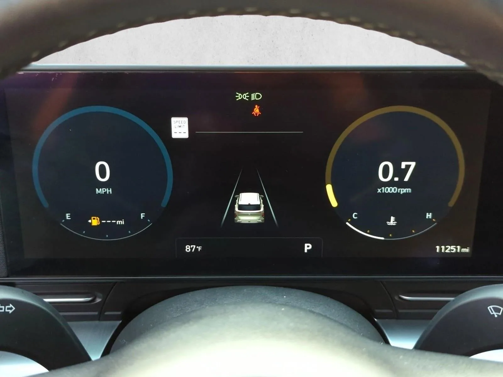 2024 Hyundai KONA Limited FWD photo 11