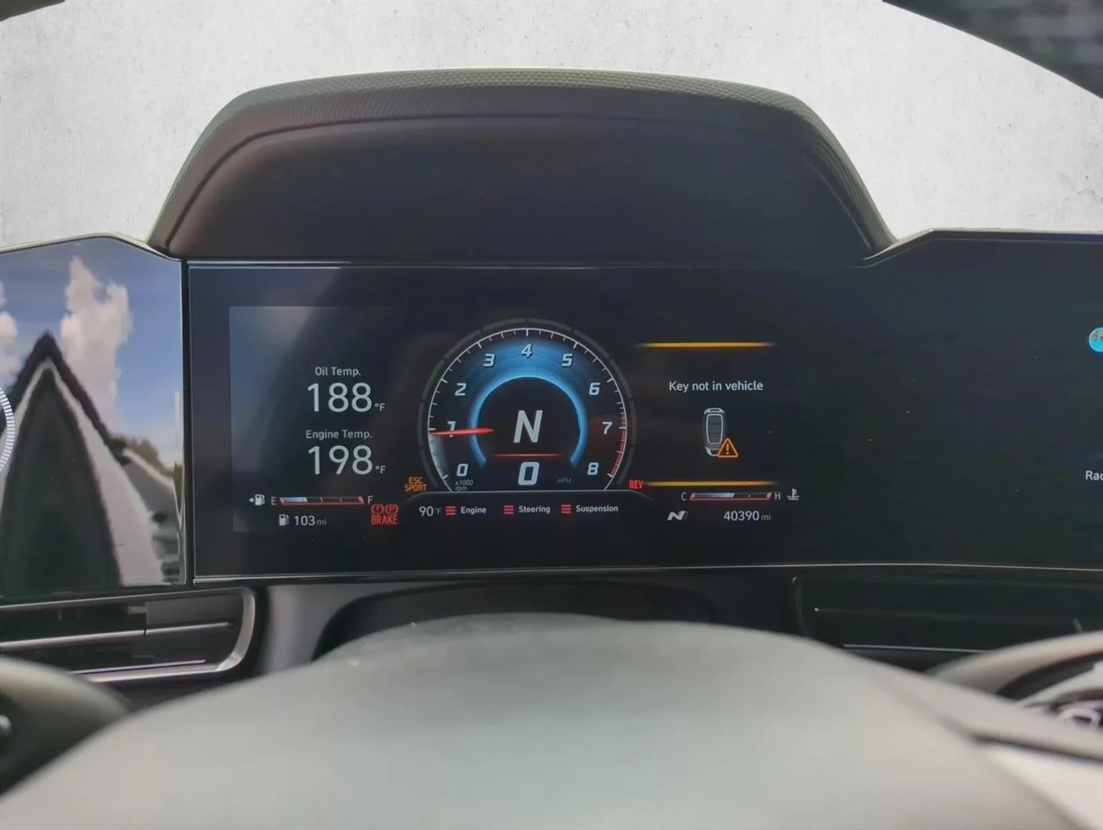 2022 Hyundai ELANTRA N Manual photo 9