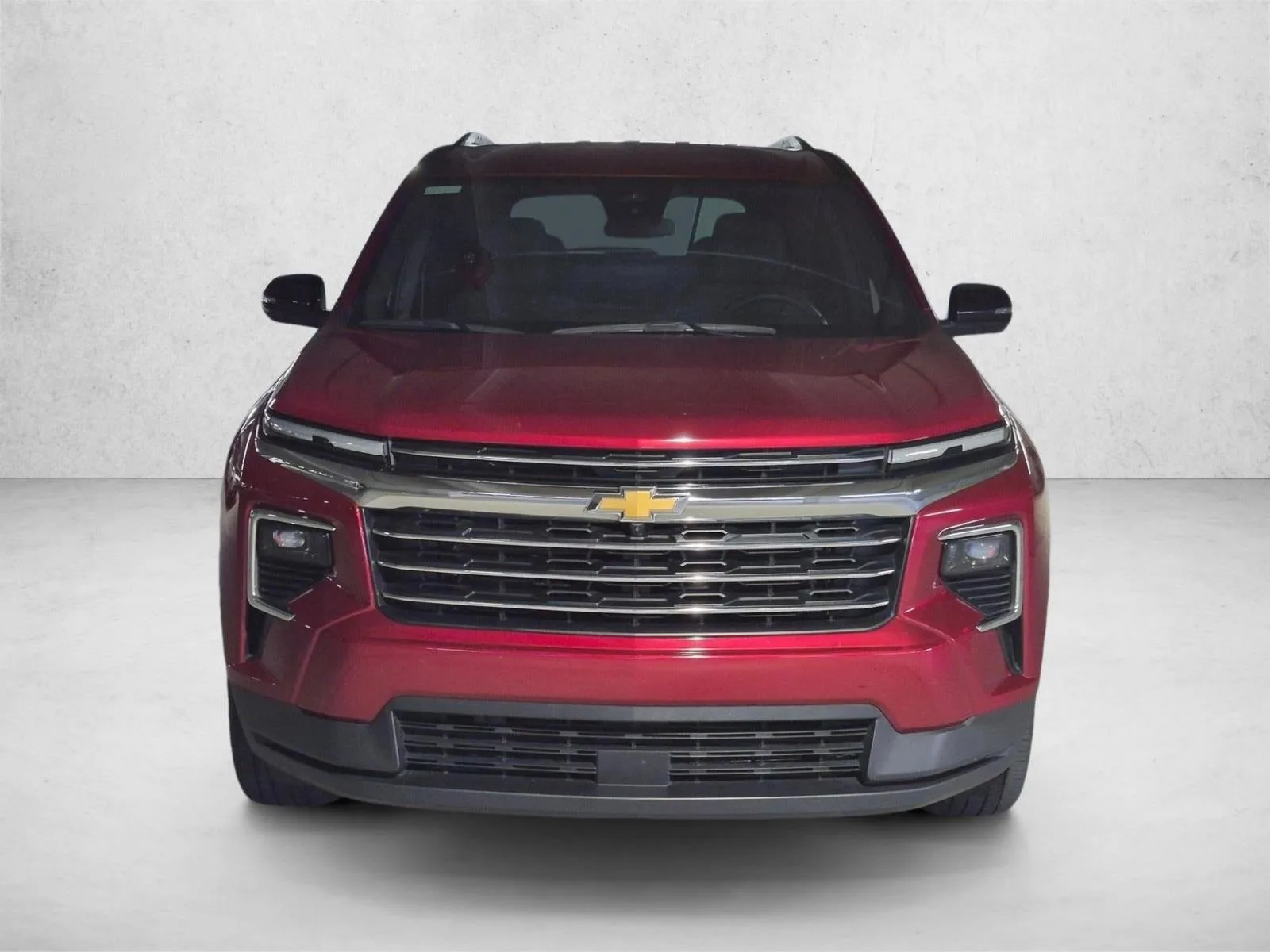 2024 Chevrolet Traverse LT photo 2