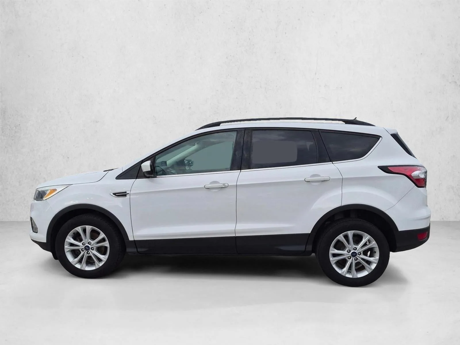 2018 Ford Escape SE FWD photo 8