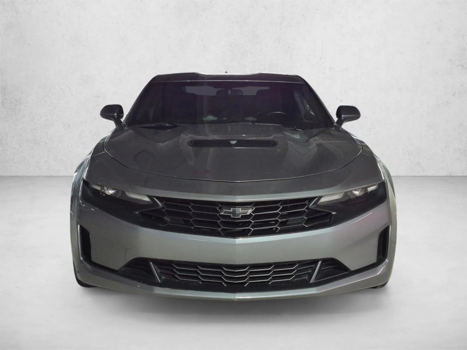 2021 Chevrolet Camaro LT1 photo 2