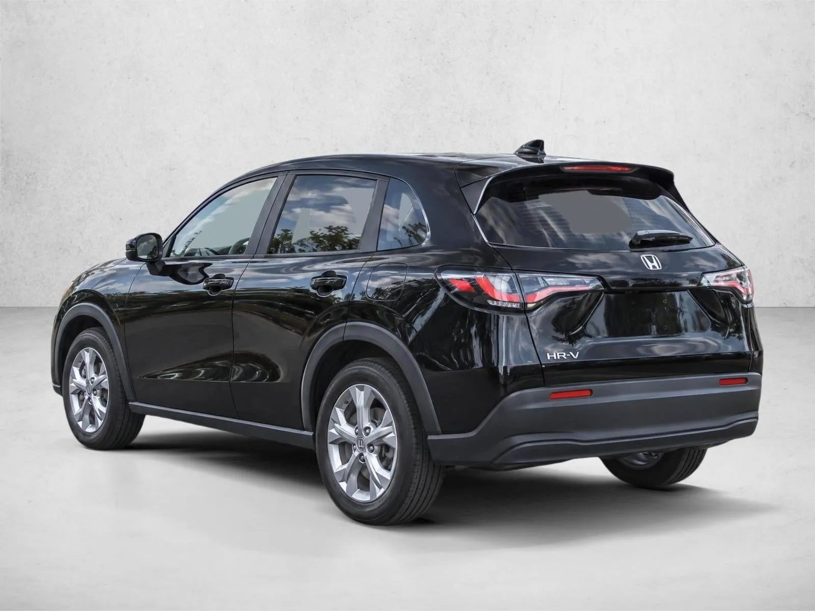 2024 Honda HR-V LX 2WD CVT photo 5