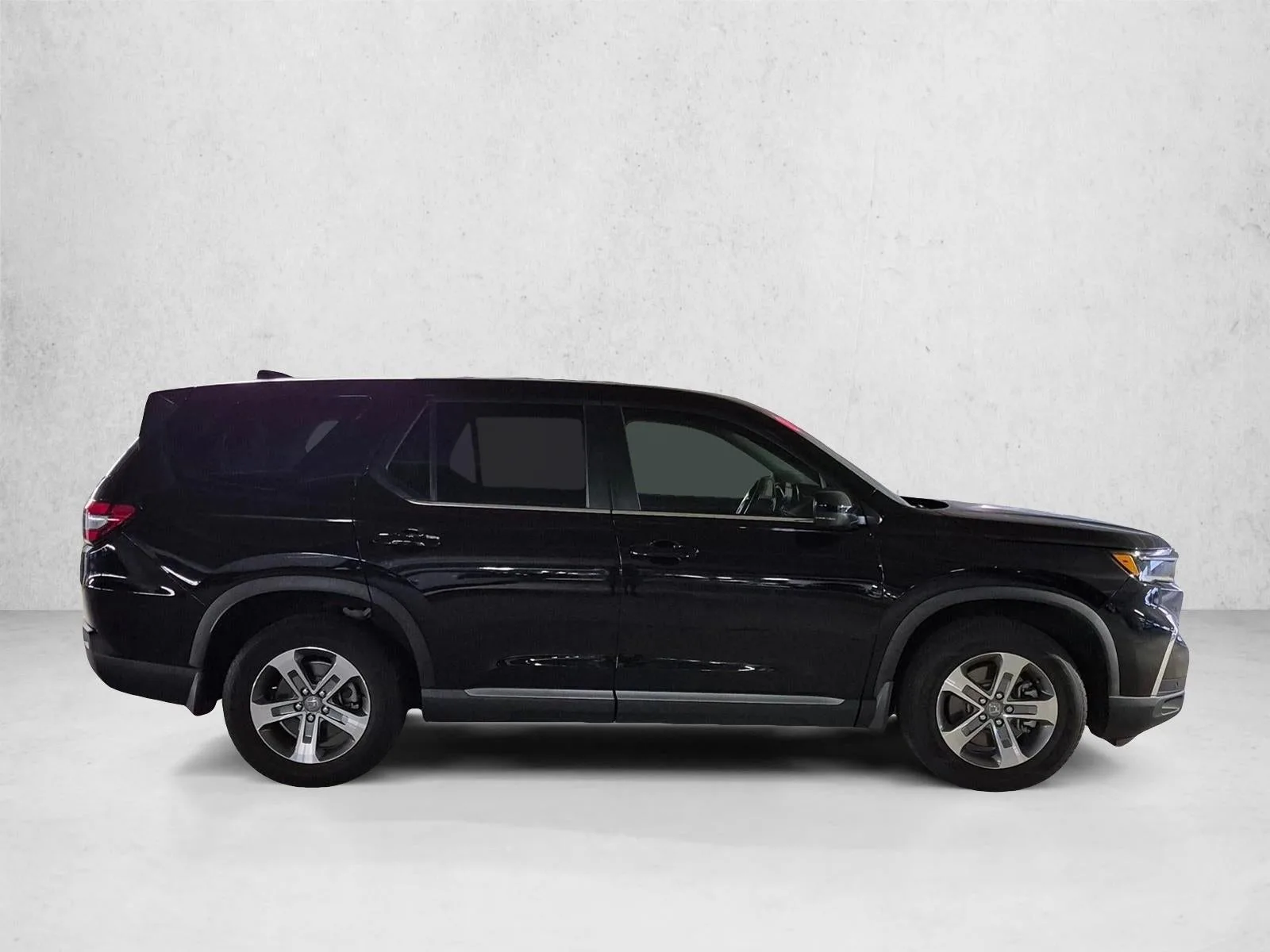 2023 Honda Pilot AWD EX-L 7 Passenger photo 4