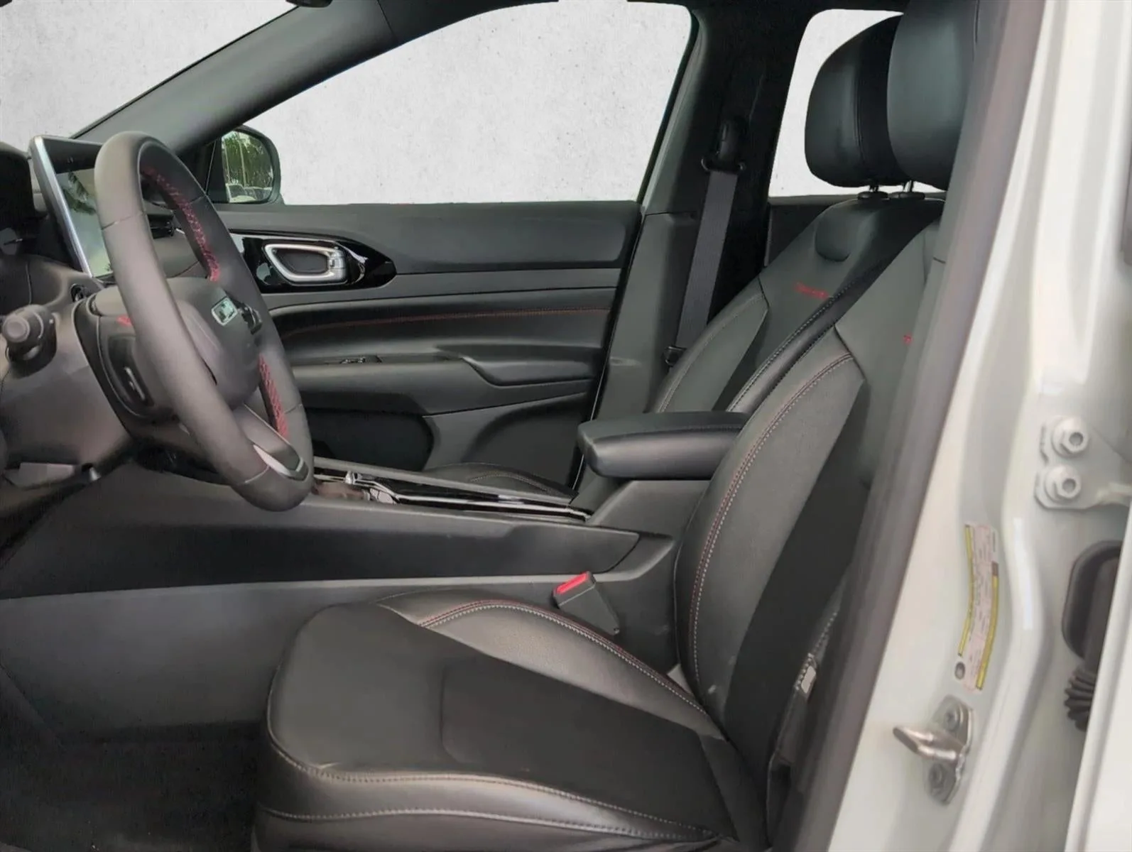 2024 Jeep Compass Trailhawk 4x4 photo 12