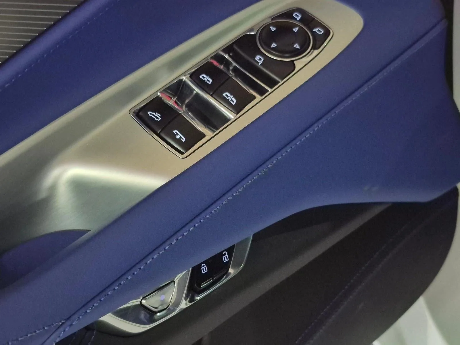 2026 Chevrolet Corvette Stingray 3LT photo 12