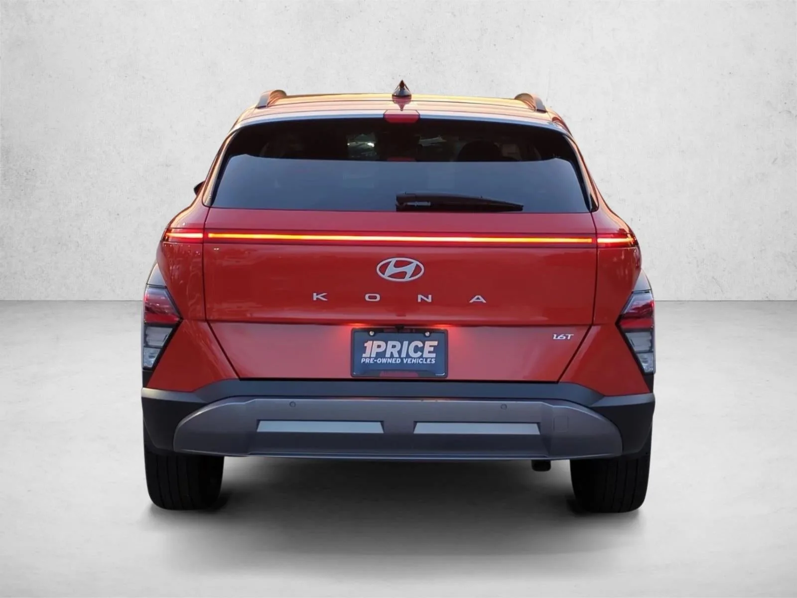 2024 Hyundai KONA Limited FWD photo 7