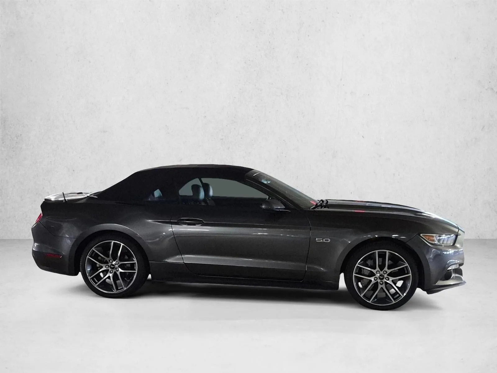 2015 Ford Mustang GT Premium photo 4