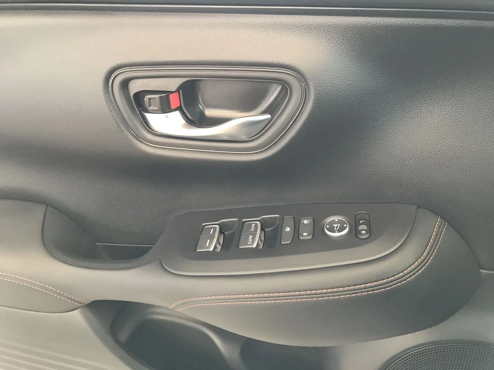 2024 Honda HR-V Sport 2WD CVT photo 12