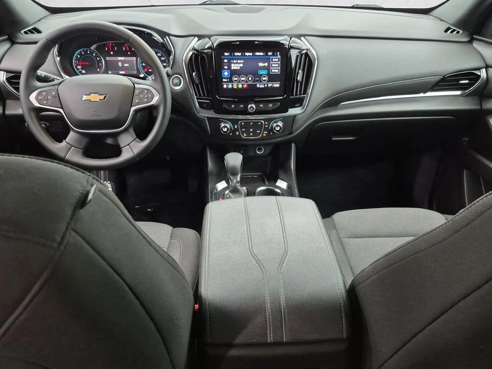 2023 Chevrolet Traverse LT Cloth photo 12