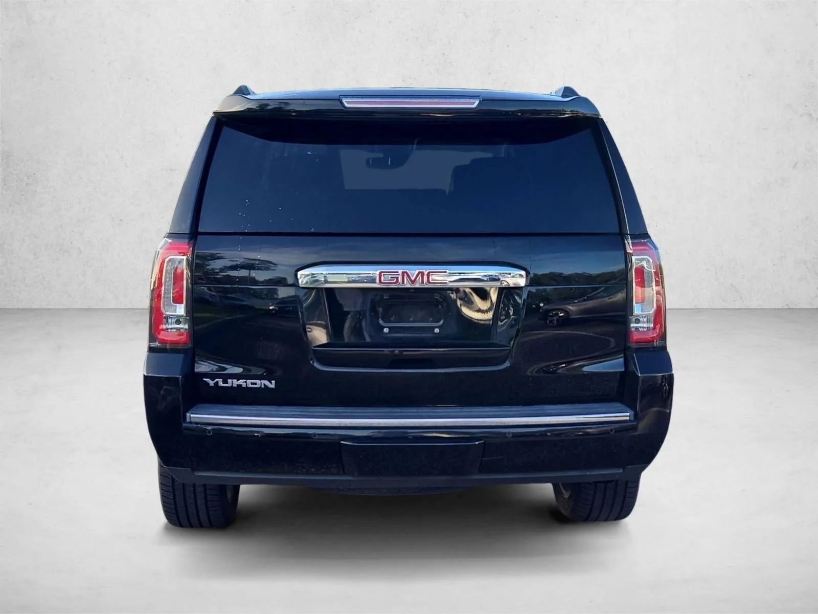 2017 GMC Yukon 2WD 4dr Denali photo 6