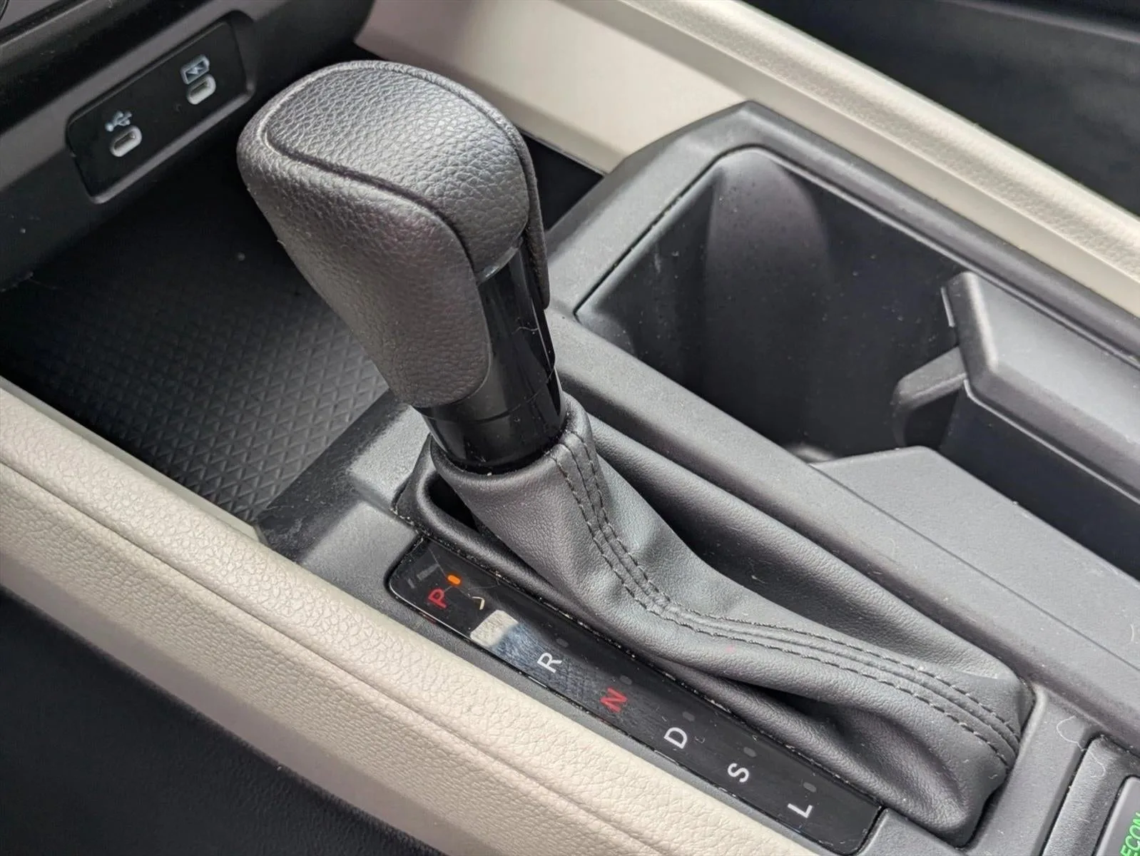 2023 Honda Accord Sedan LX CVT photo 12