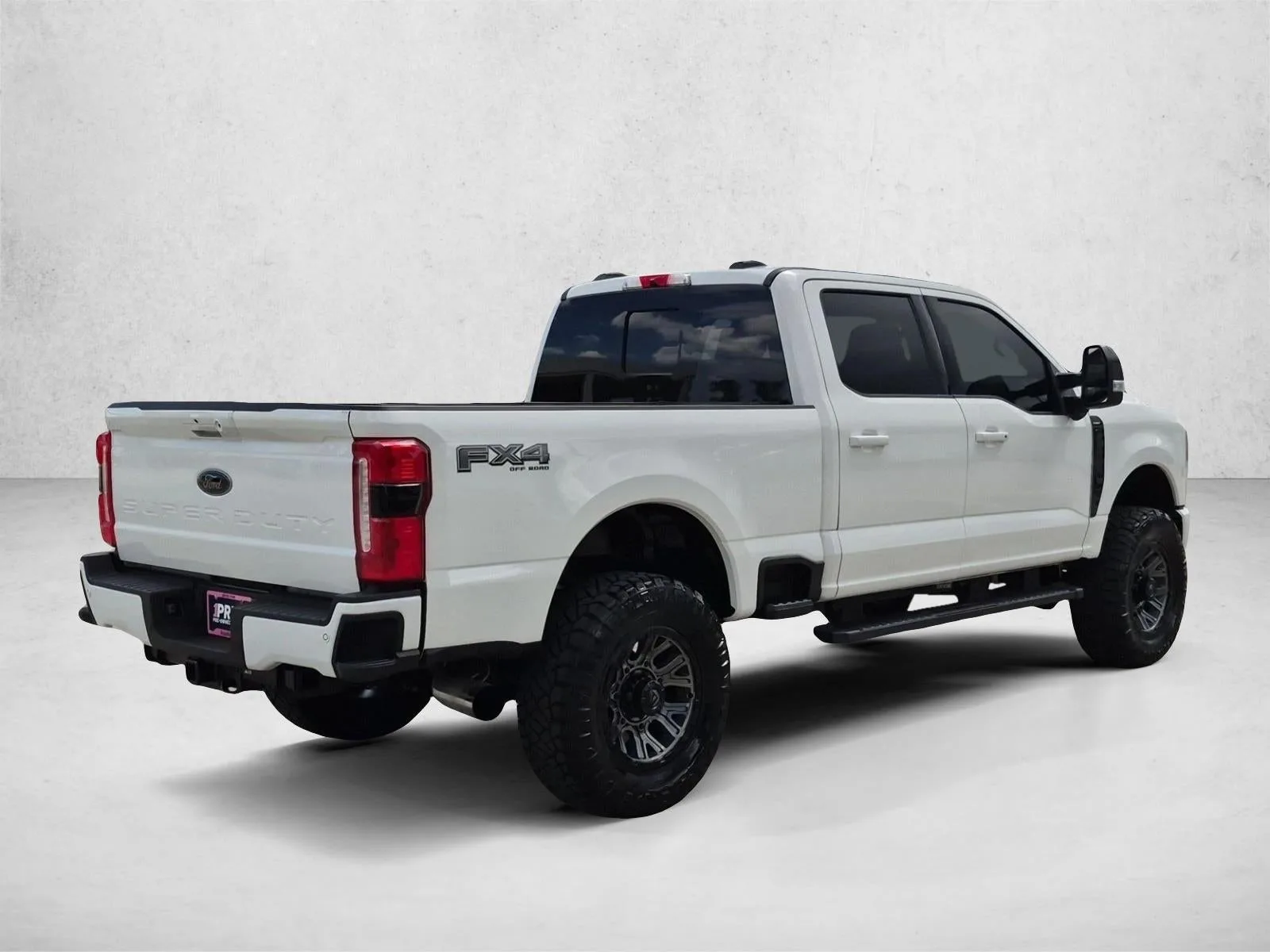 2024 Ford F-250 LARIAT photo 5