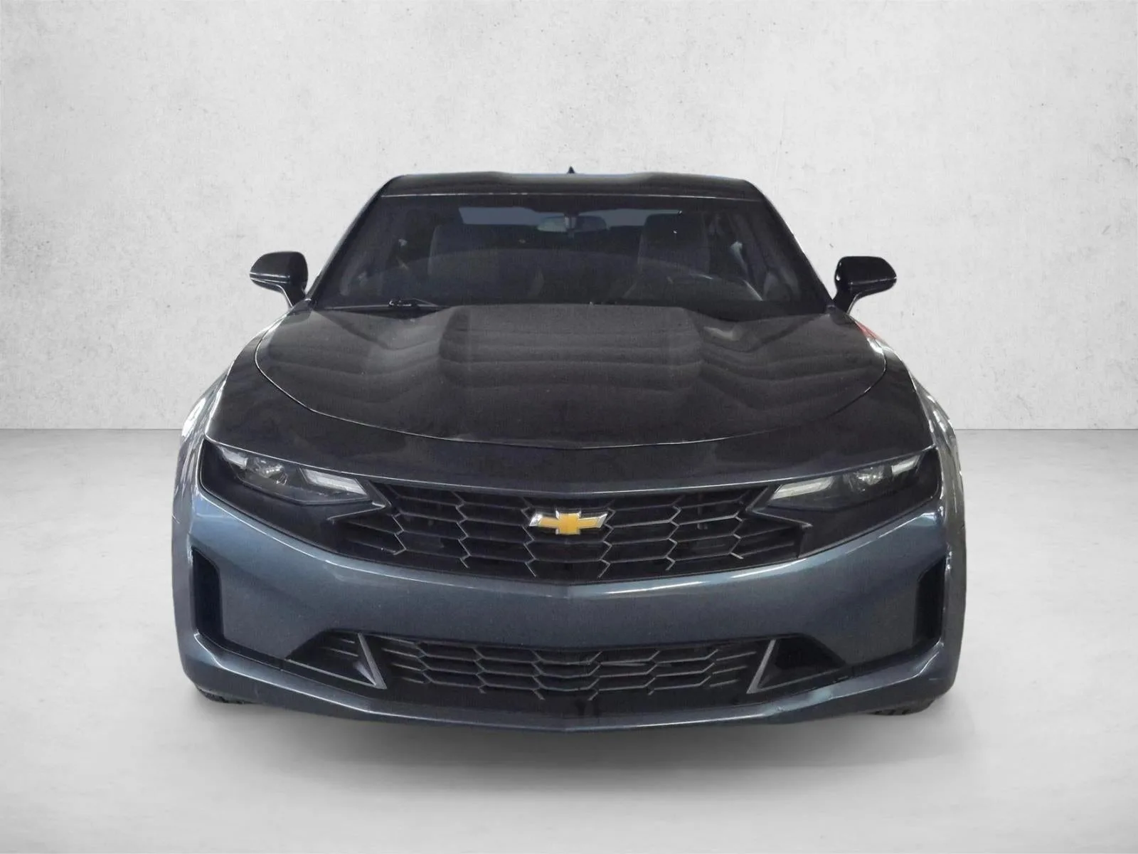 2022 Chevrolet Camaro 1LS photo 2