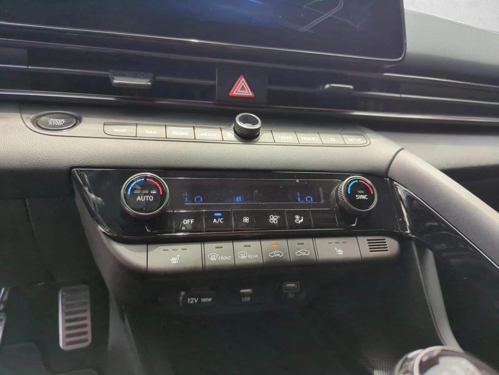 2022 Hyundai ELANTRA N Manual photo 11