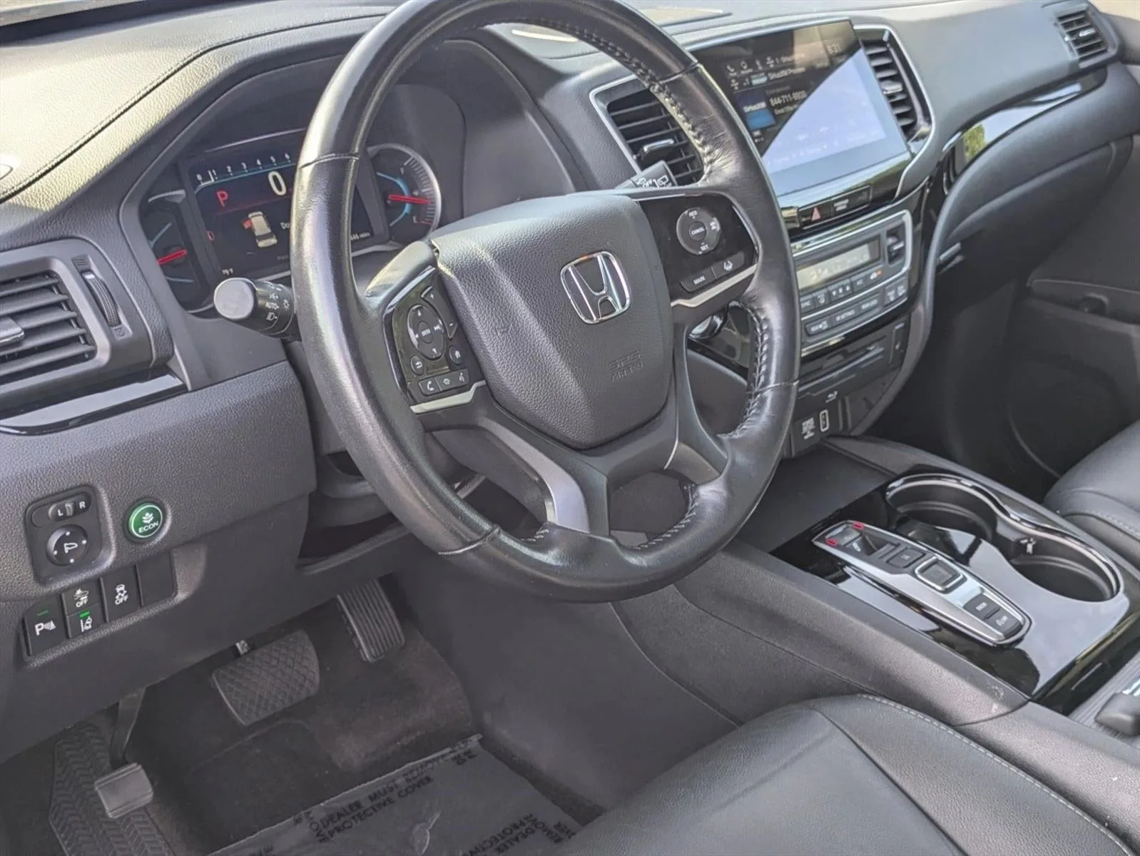 2019 Honda Pilot Touring 7-Passenger 2WD photo 11