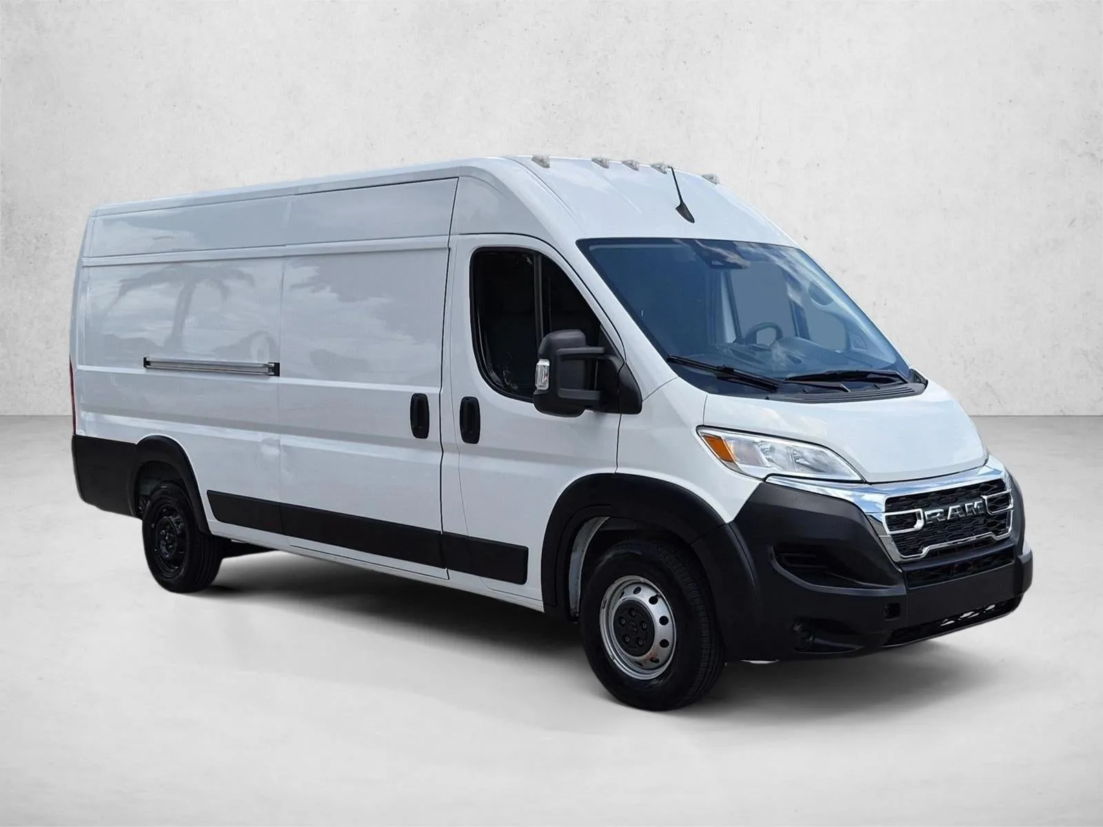 2023 RAM ProMaster 3500 Base photo 3