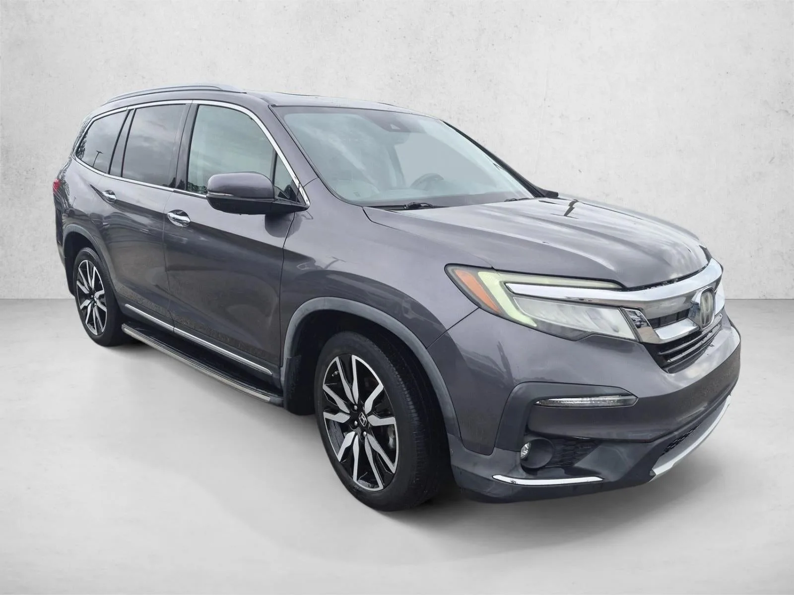2019 Honda Pilot Touring 7-Passenger AWD photo 3