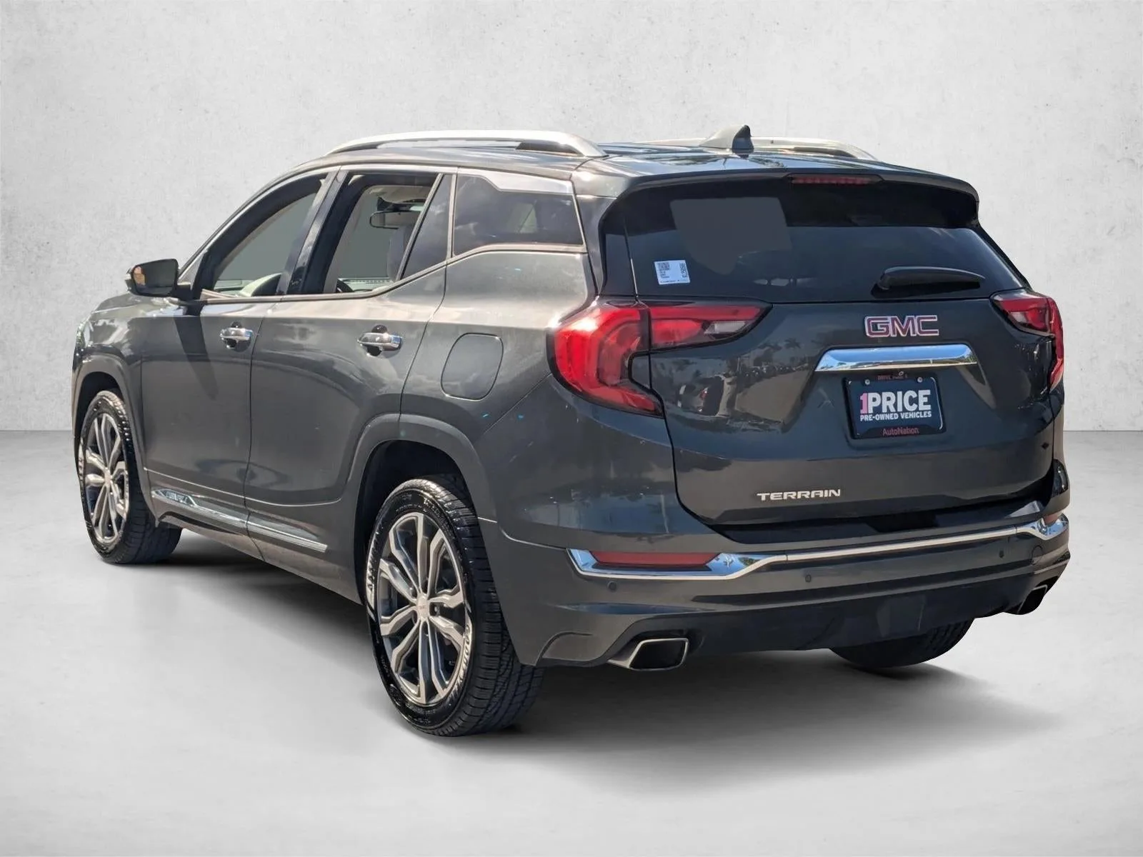 2019 GMC Terrain FWD Denali photo 7