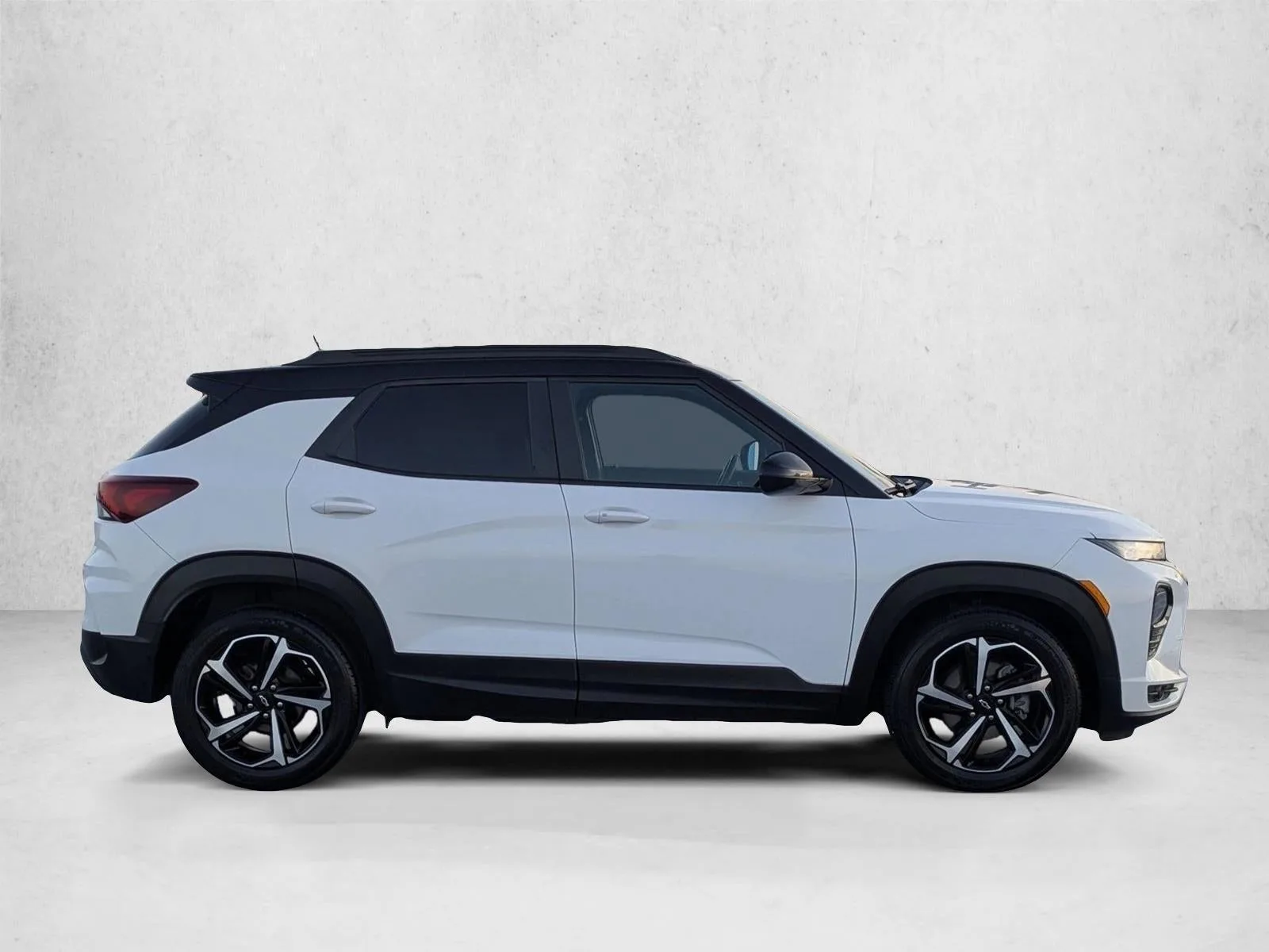 2023 Chevrolet Trailblazer Base photo 4