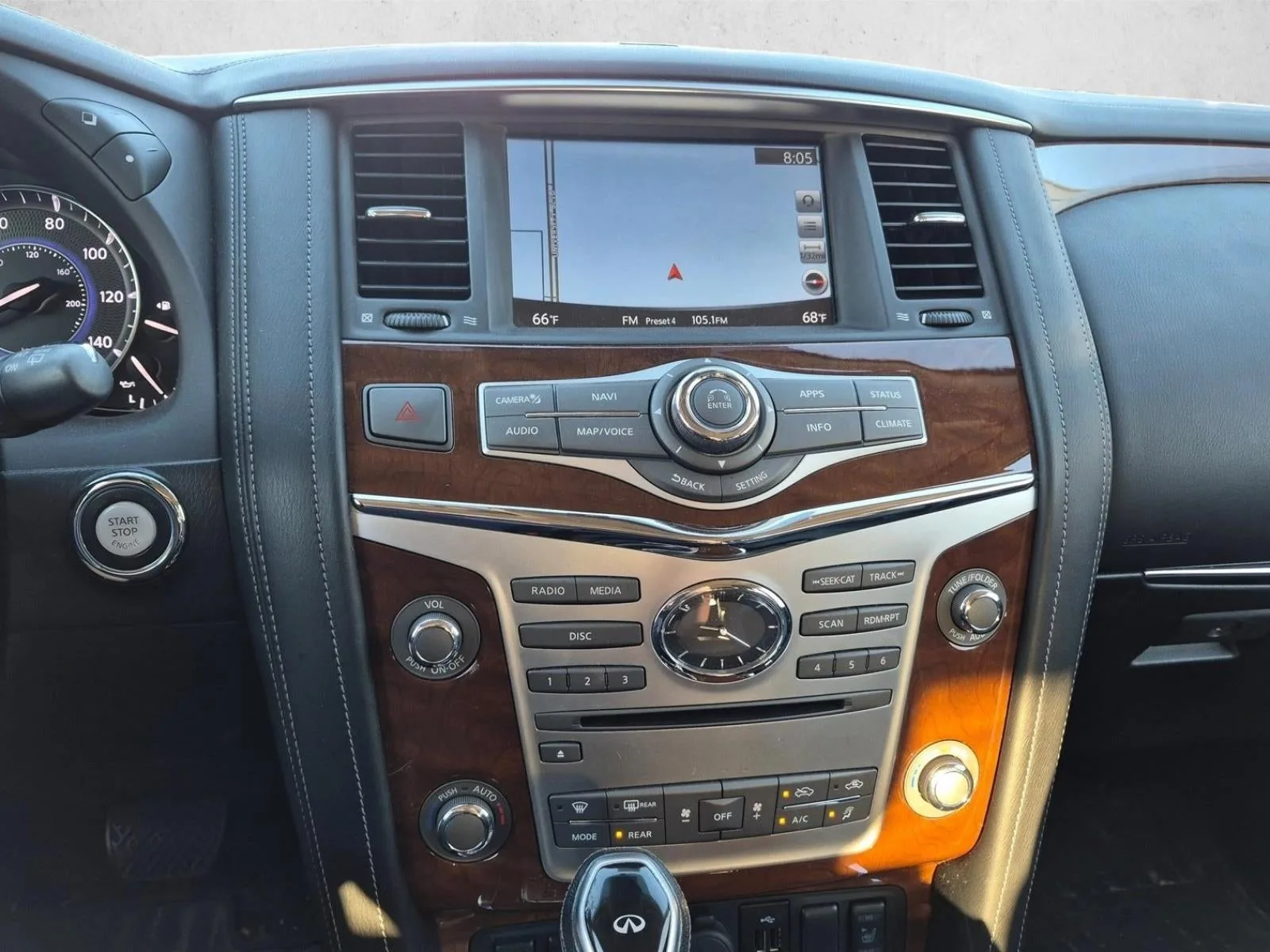 2019 INFINITI QX80 LUXE AWD photo 11