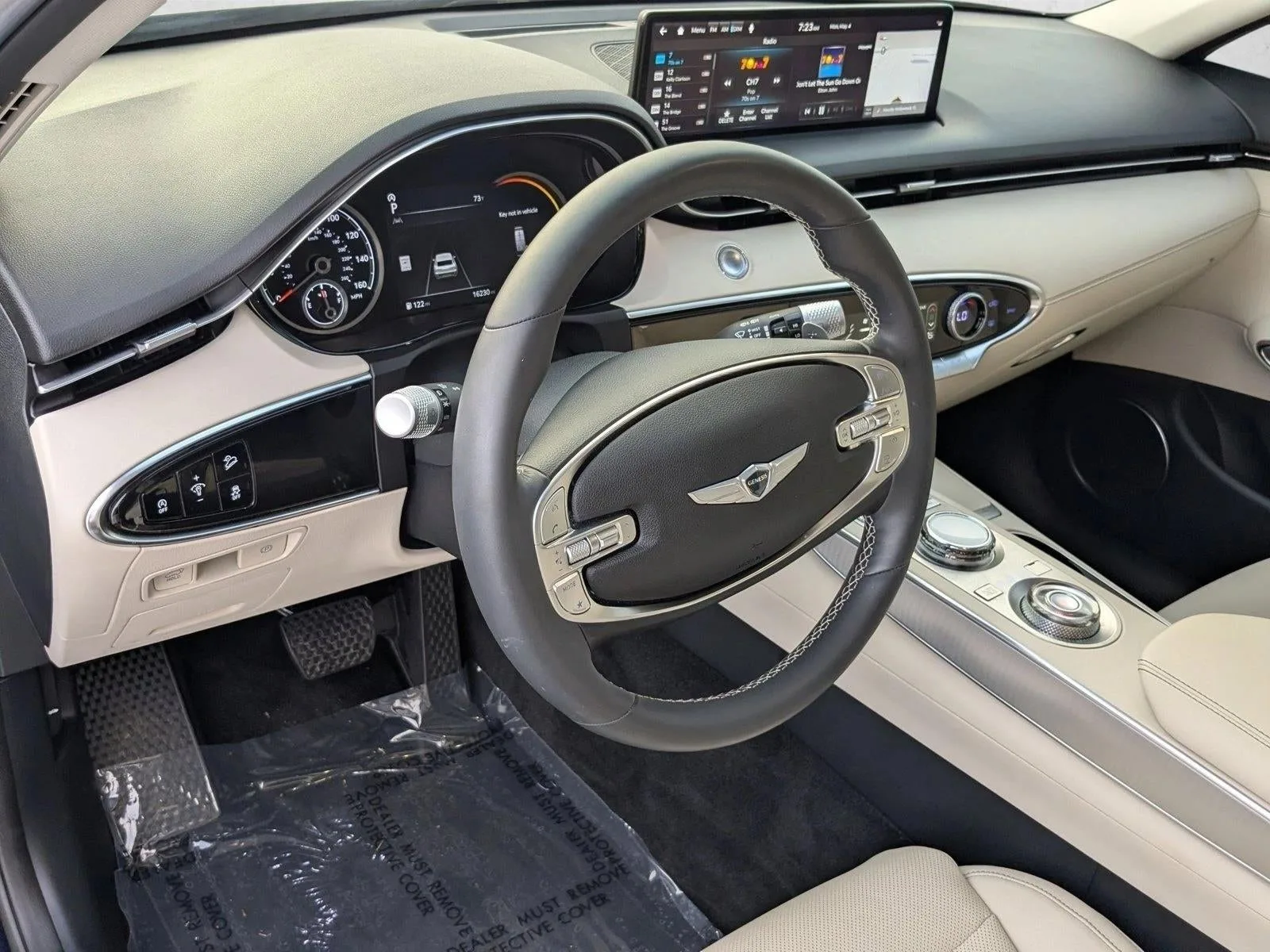 2024 Genesis GV70 2.5T photo 10