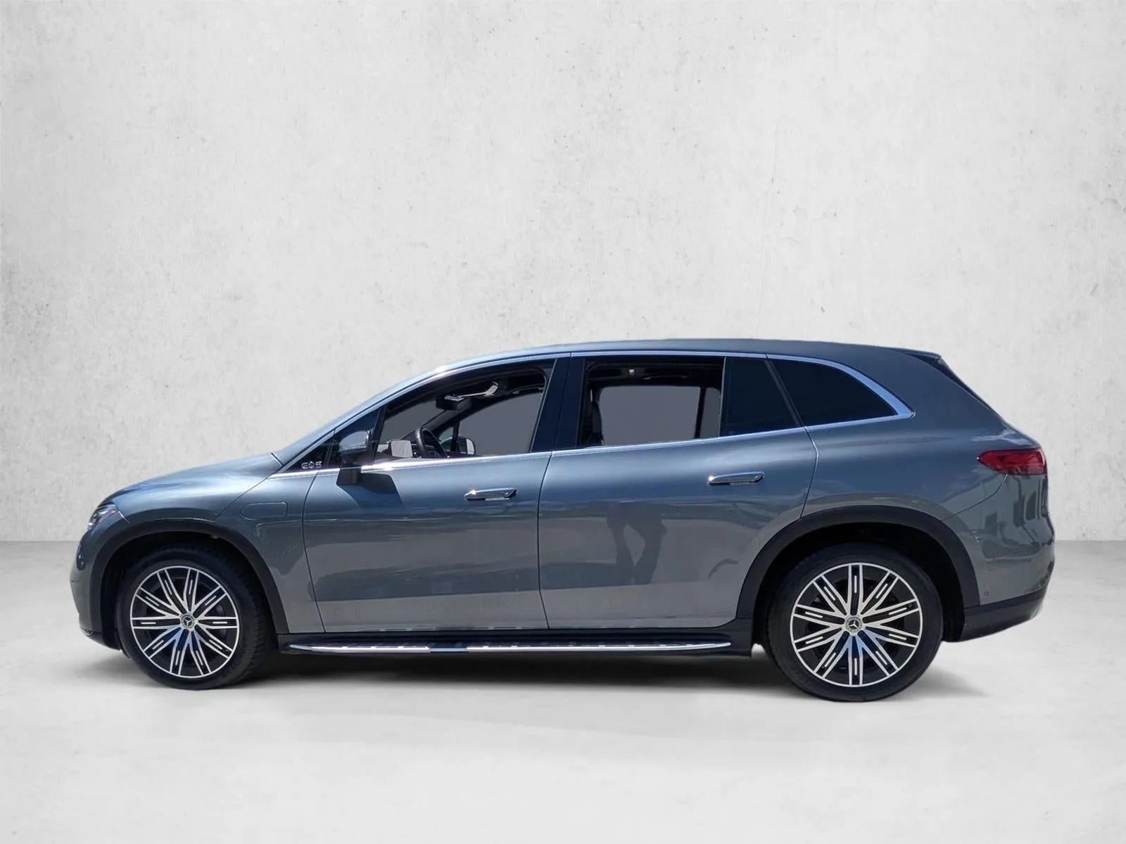 2023 Mercedes-Benz EQS 450 SUV 4MATIC® photo 9