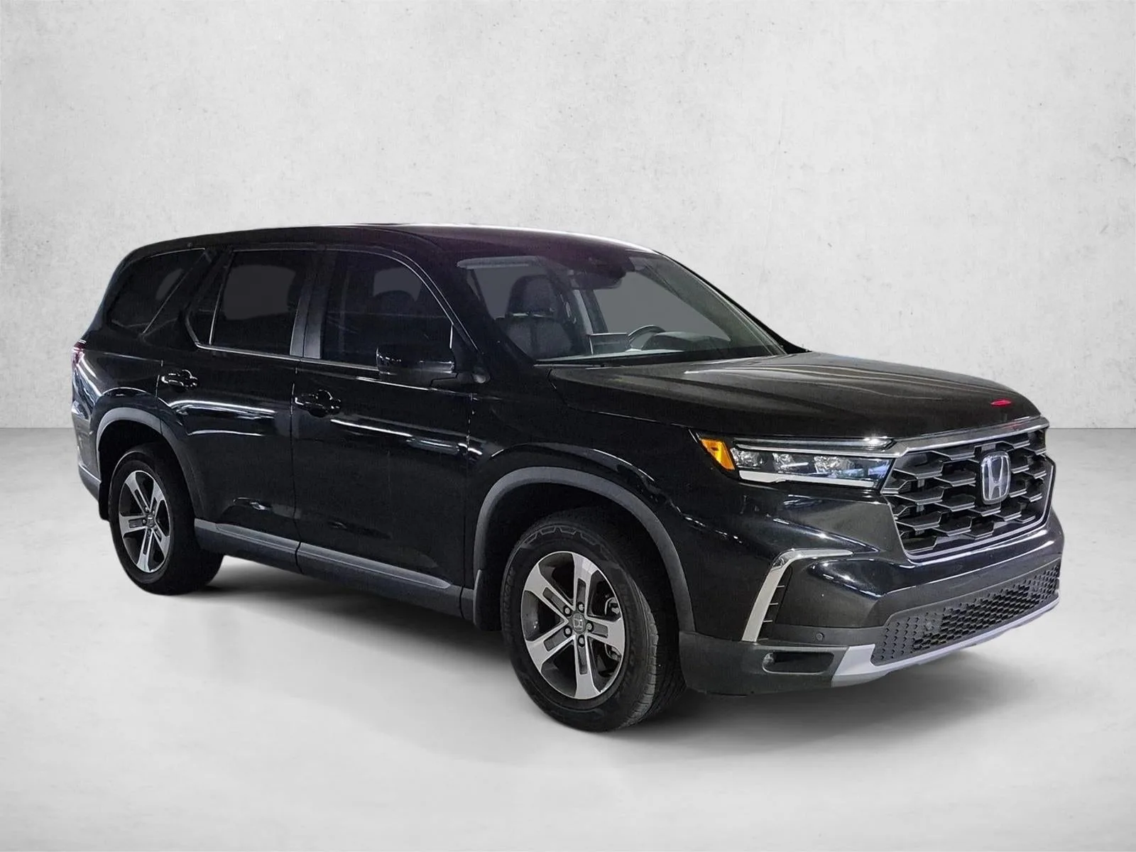 2023 Honda Pilot AWD EX-L 7 Passenger photo 3