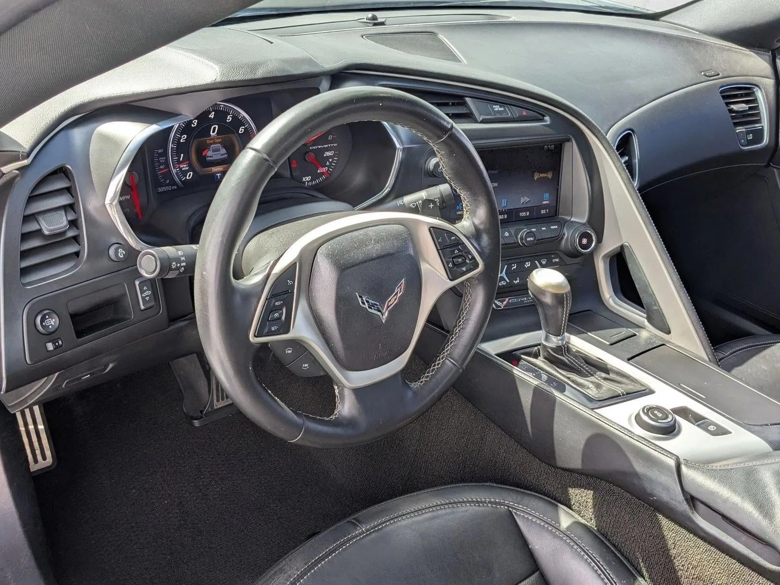 2014 Chevrolet Corvette Stingray 1LT photo 10