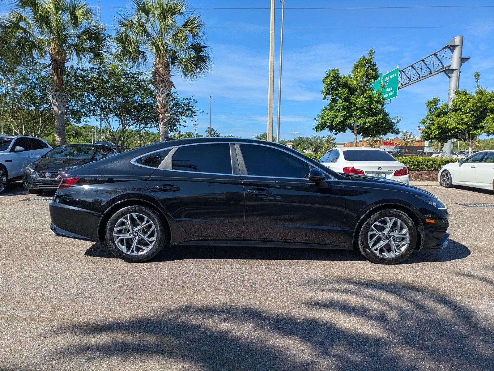 2023 Hyundai SONATA SEL 2.5L *Ltd Avail* photo 8