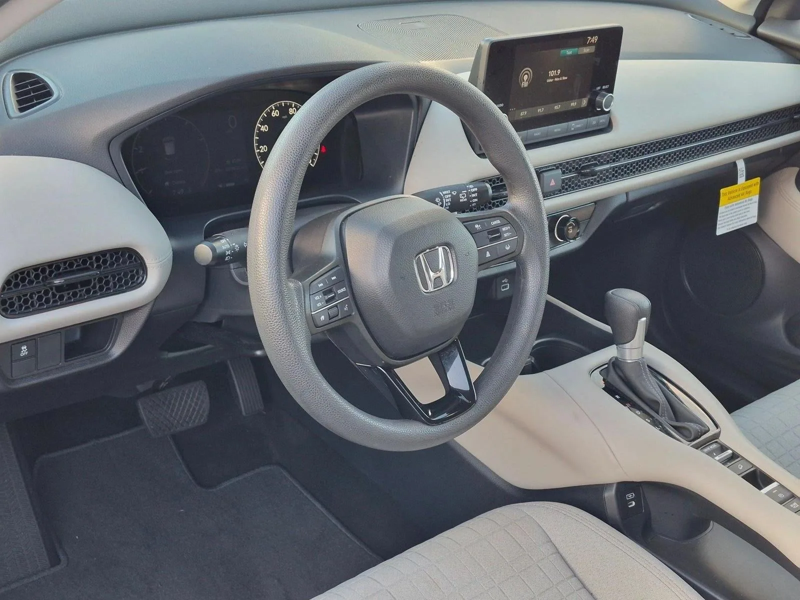 2024 Honda HR-V LX 2WD CVT photo 10