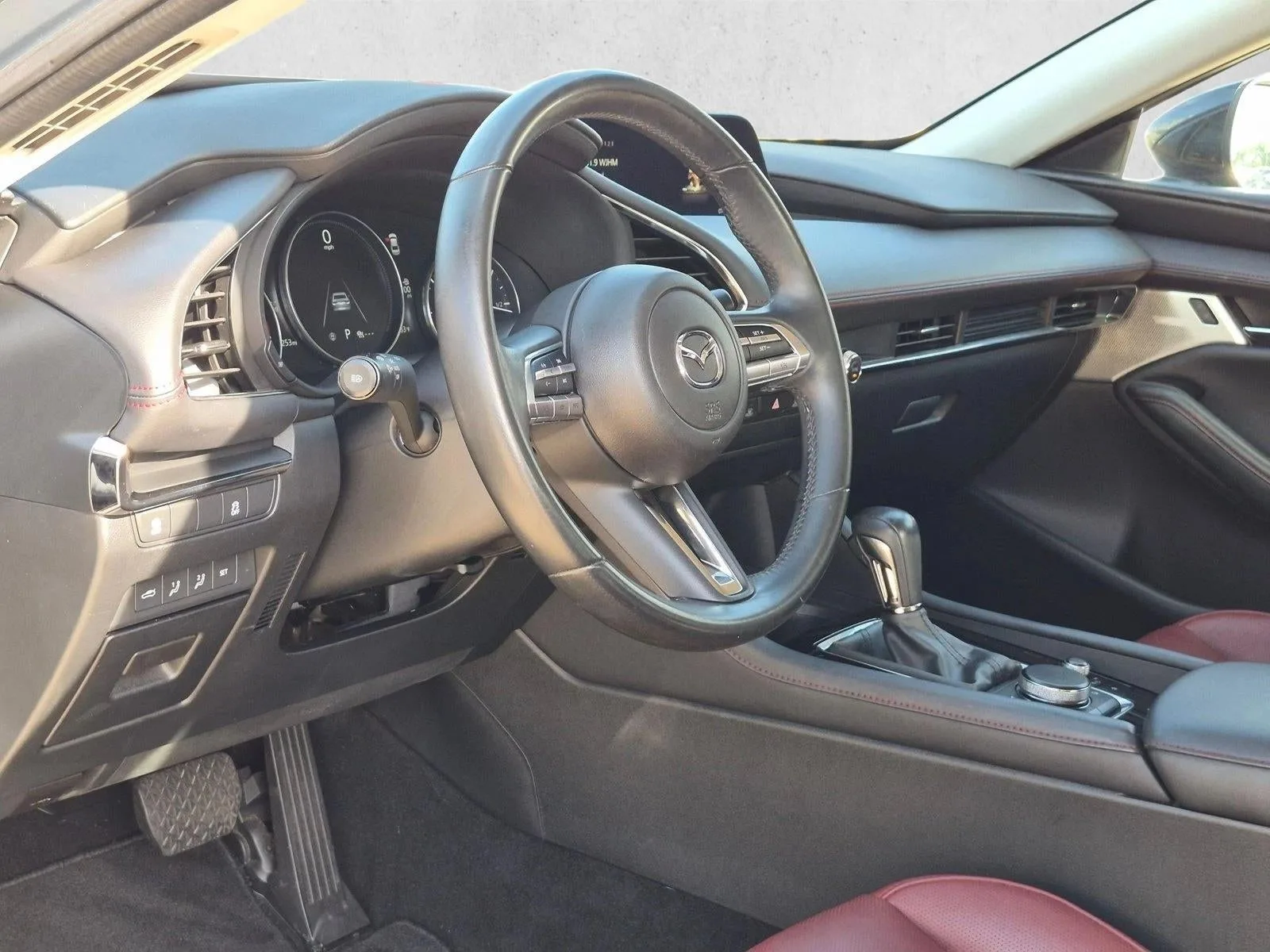 2023 Mazda Mazda3 Sedan 2.5 S Carbon Edition AWD photo 9