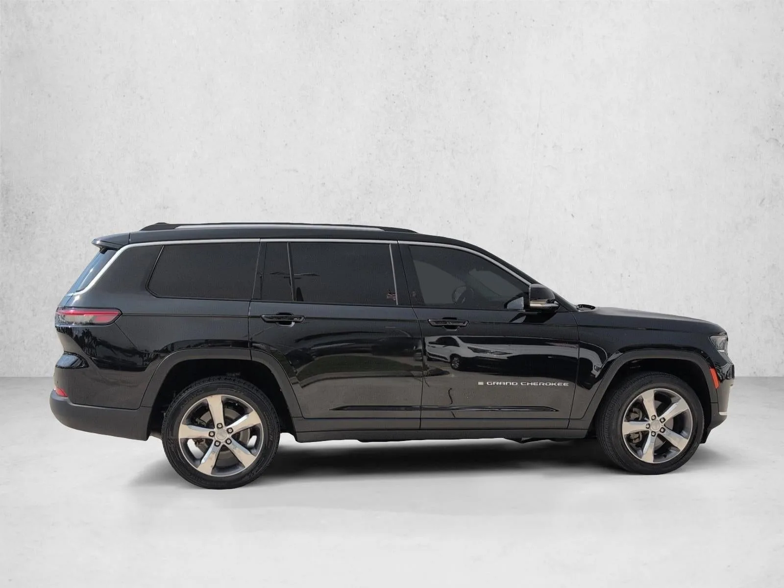 2021 Jeep Grand Cherokee L Limited 4x2 photo 6