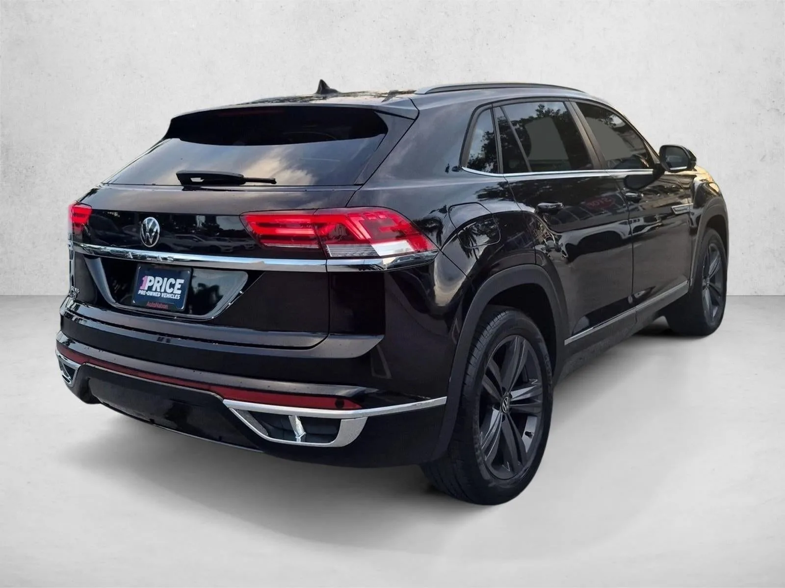 2021 Volkswagen Atlas Cross Sport 3.6L V6 SE w/Technology R-Line FWD photo 5