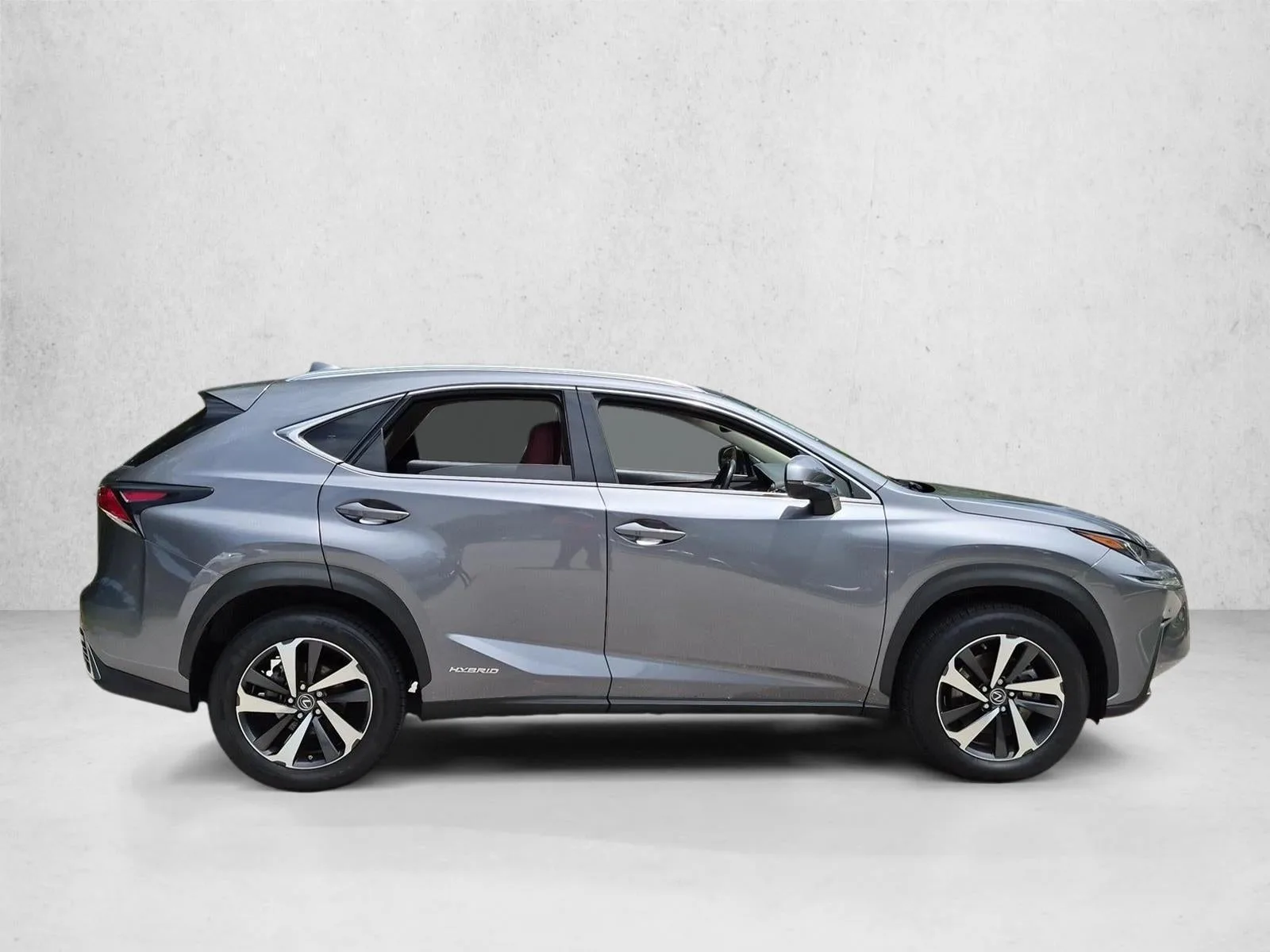 2021 Lexus NX 300h AWD photo 4