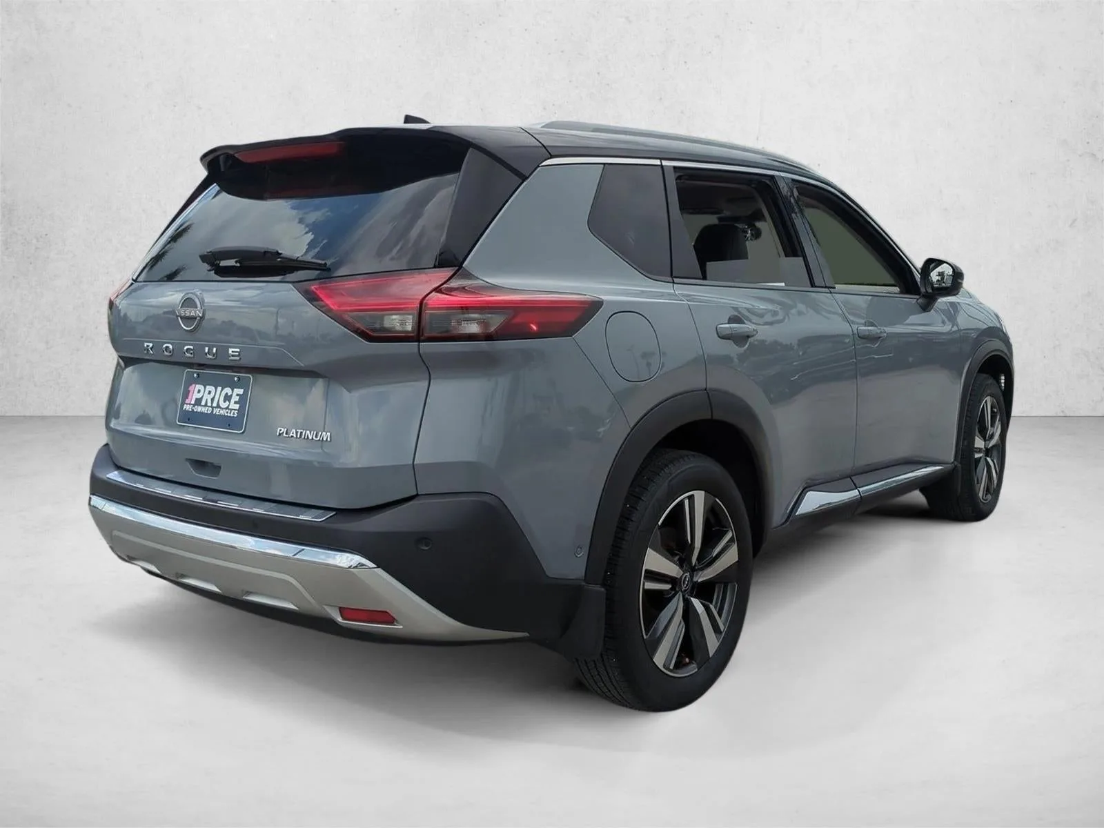 2022 Nissan Rogue FWD Platinum photo 5