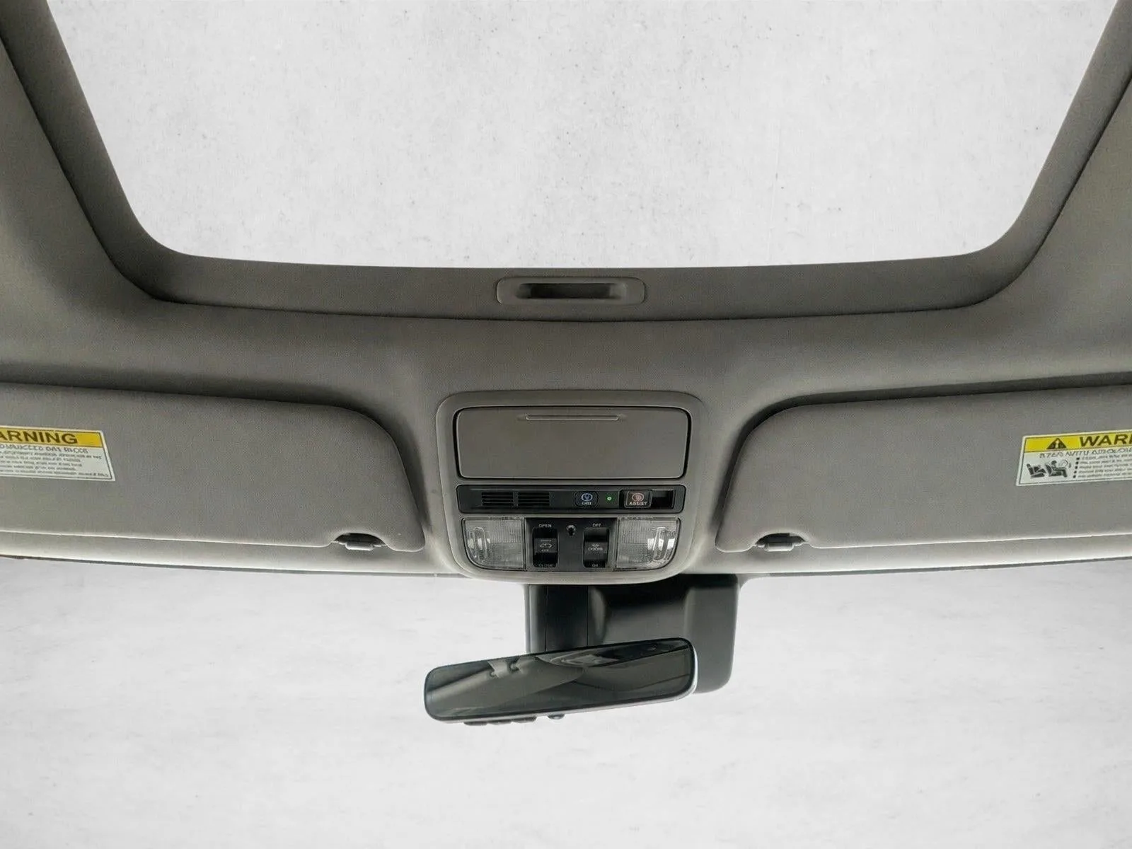 2020 Honda Odyssey Touring Auto photo 11
