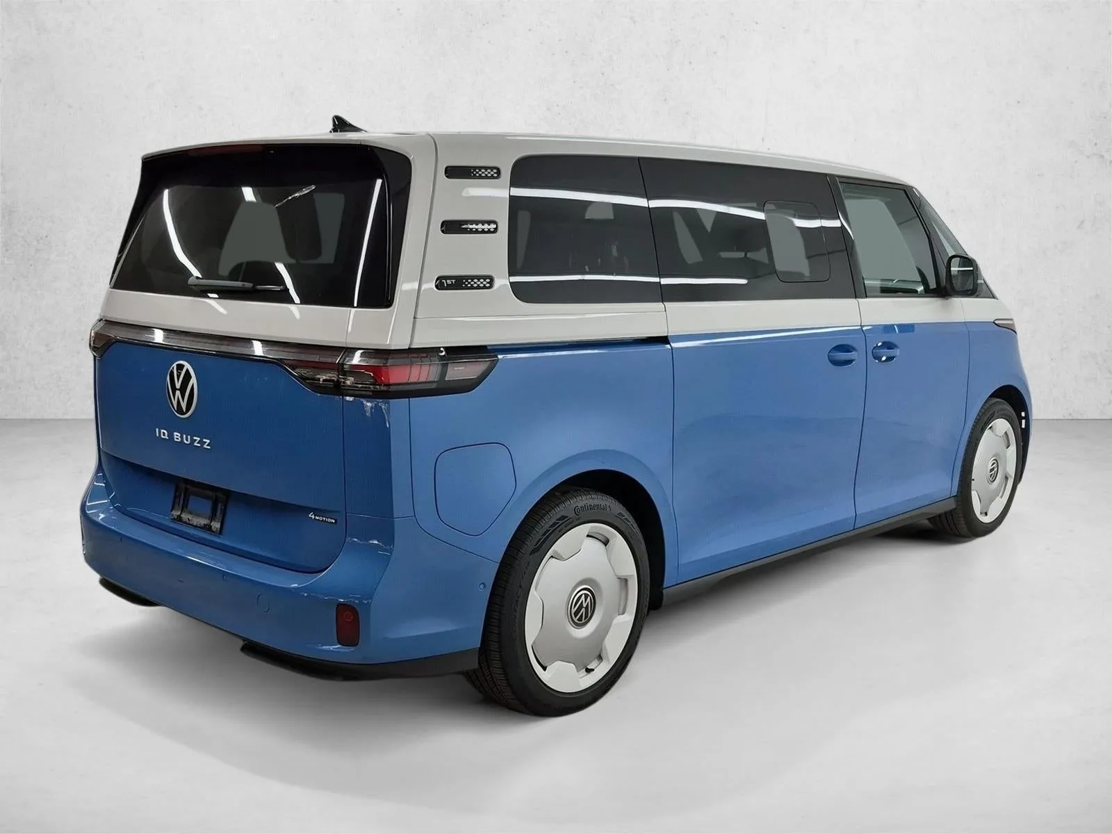 2025 Volkswagen ID. Buzz 1st Edition with 4MOTION photo 5