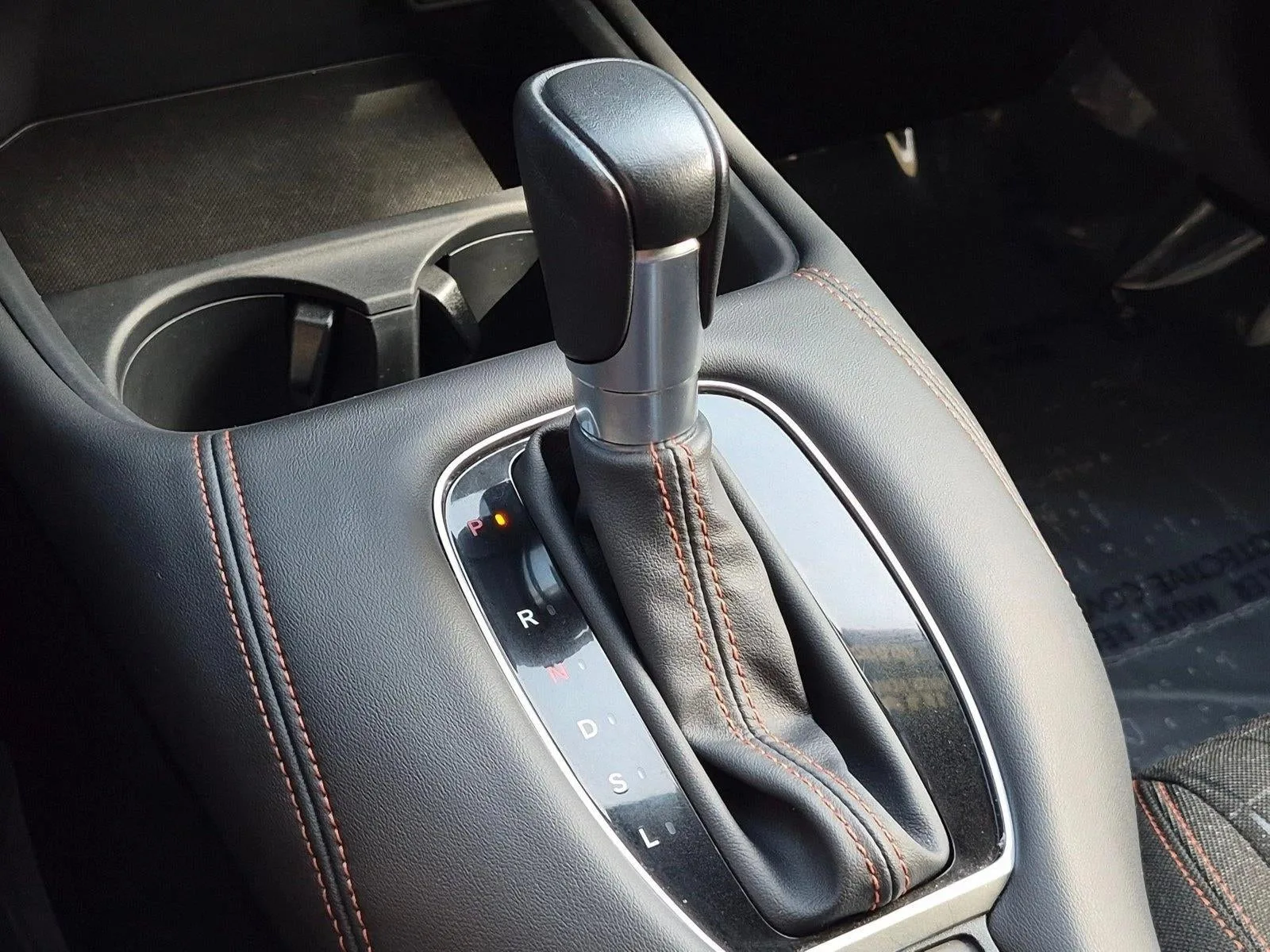 2024 Honda HR-V Sport 2WD CVT photo 11