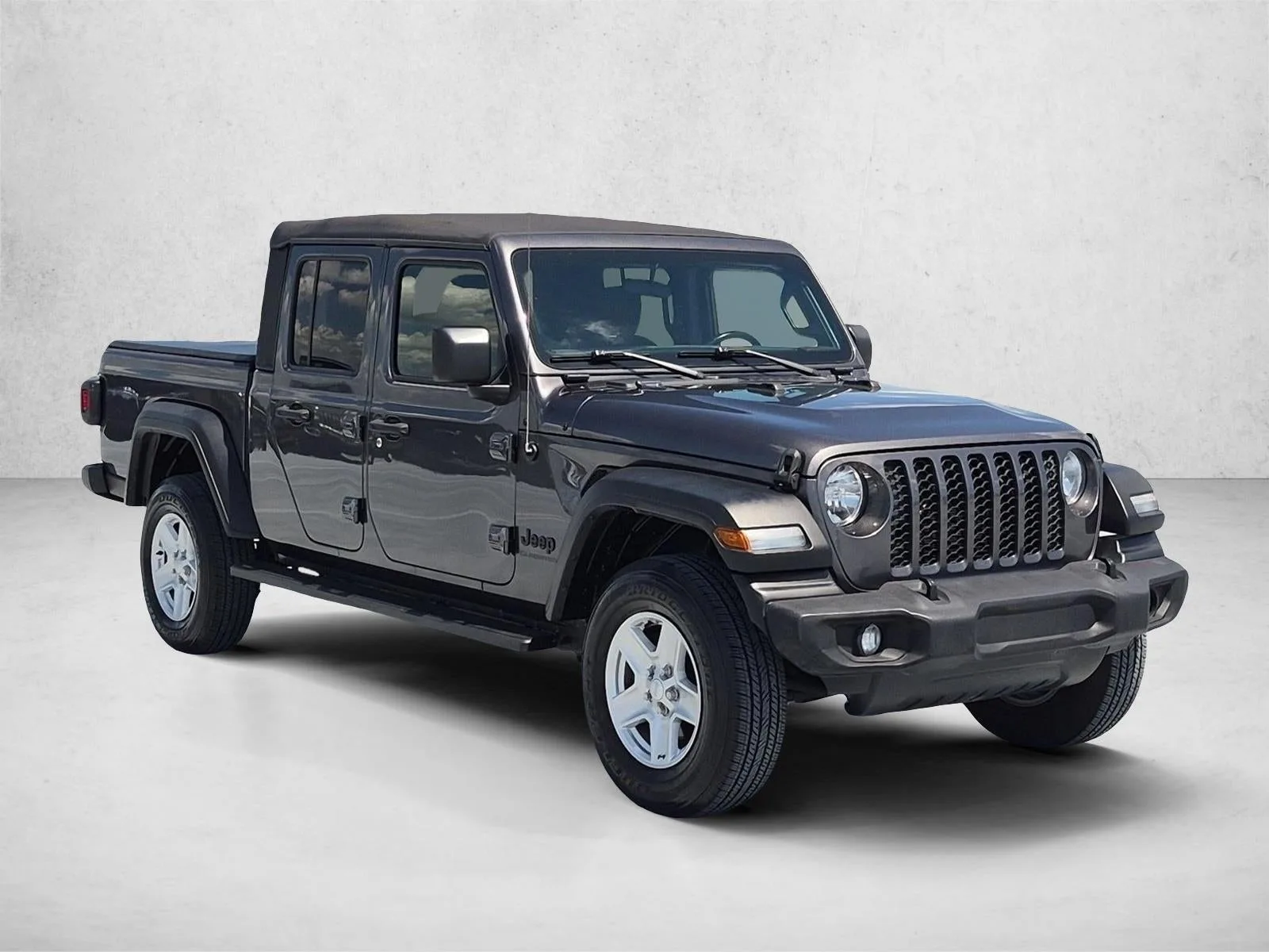 2020 Jeep Gladiator Sport S 4x4 photo 3